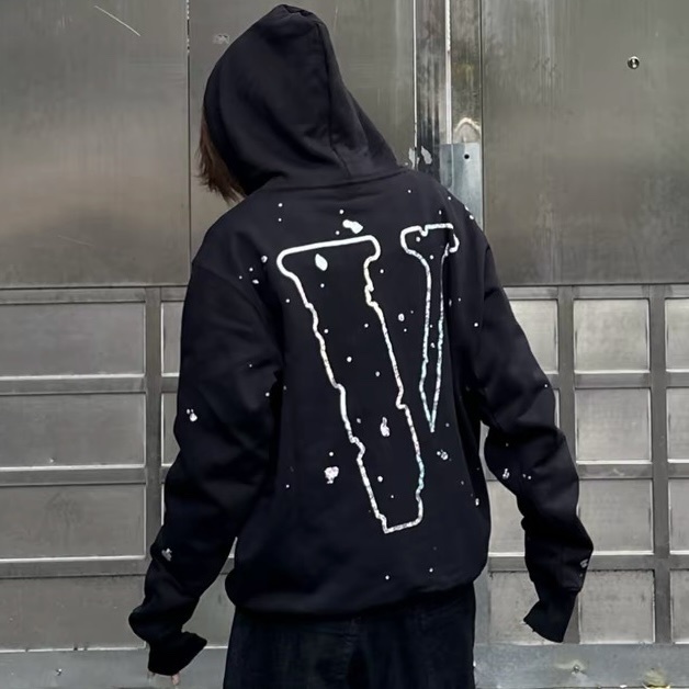 VLone staple hoodie 反光雷射 潑漆 斑駁字體 背後大V 連帽上衣 帽踢 帽Tee 黑色