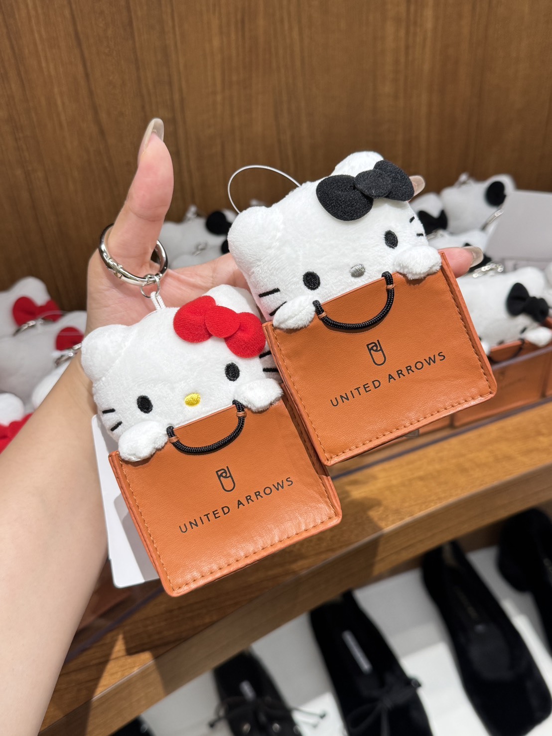 【 出清 】United Arrows x Kitty 聯名吊飾