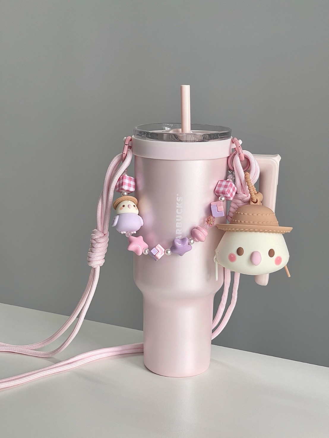 STARBUCKS 星巴克 秋日限定 珠光粉冰壩杯（贈掛飾配件）
