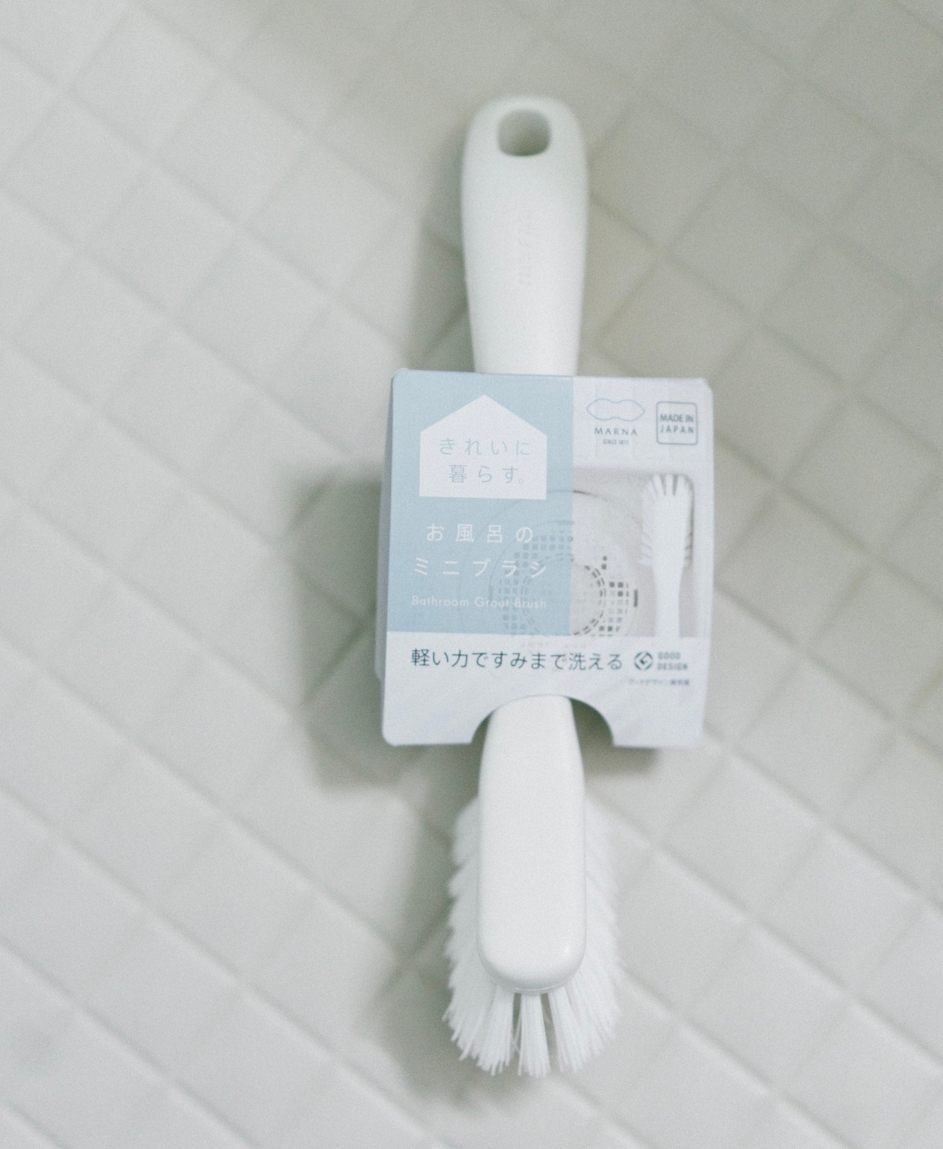 MARNA 日本製好拿握角落邊角磁磚排水孔清潔刷