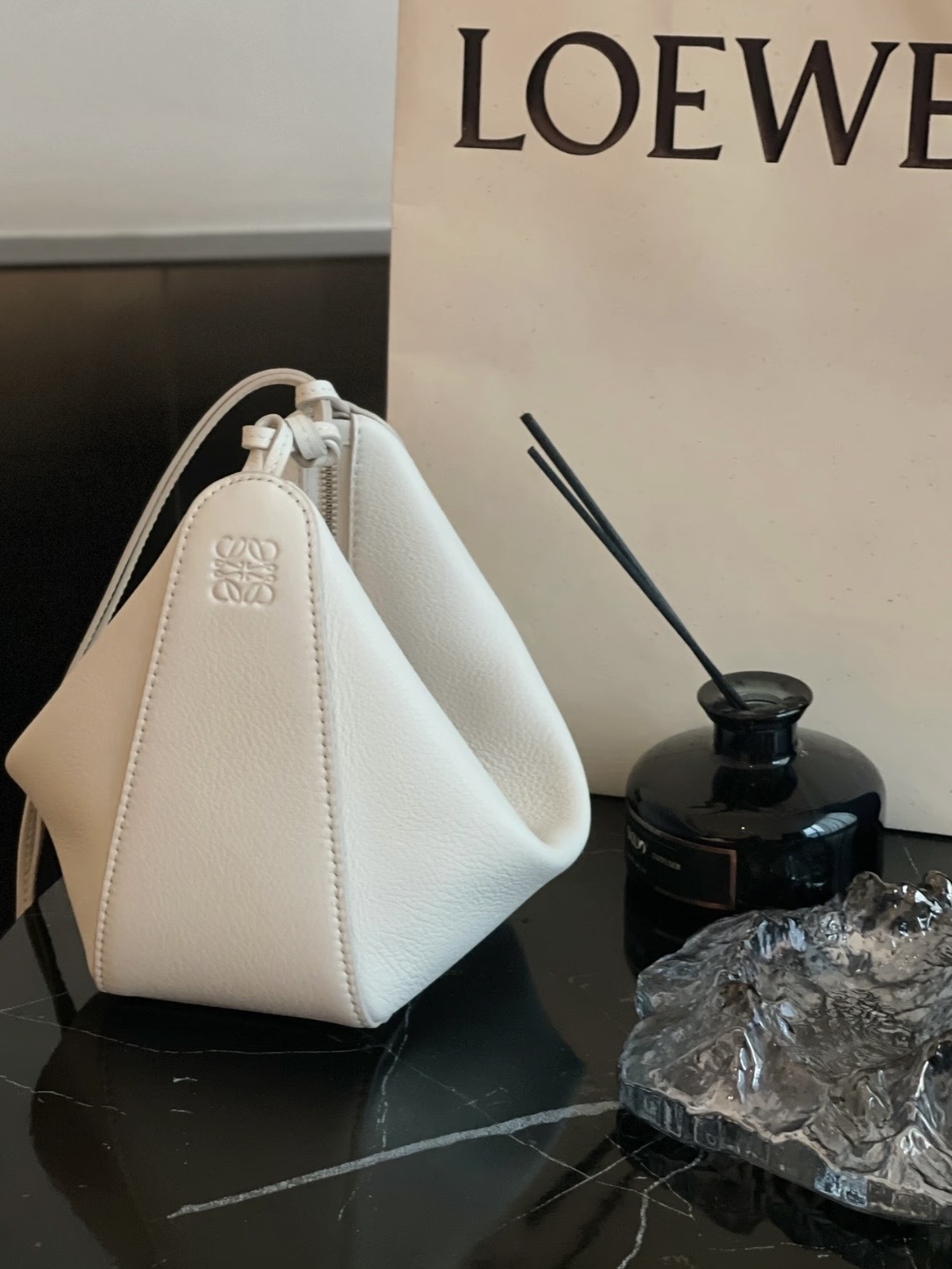 LOEWE Mini Hammock hobo in classic calfskin