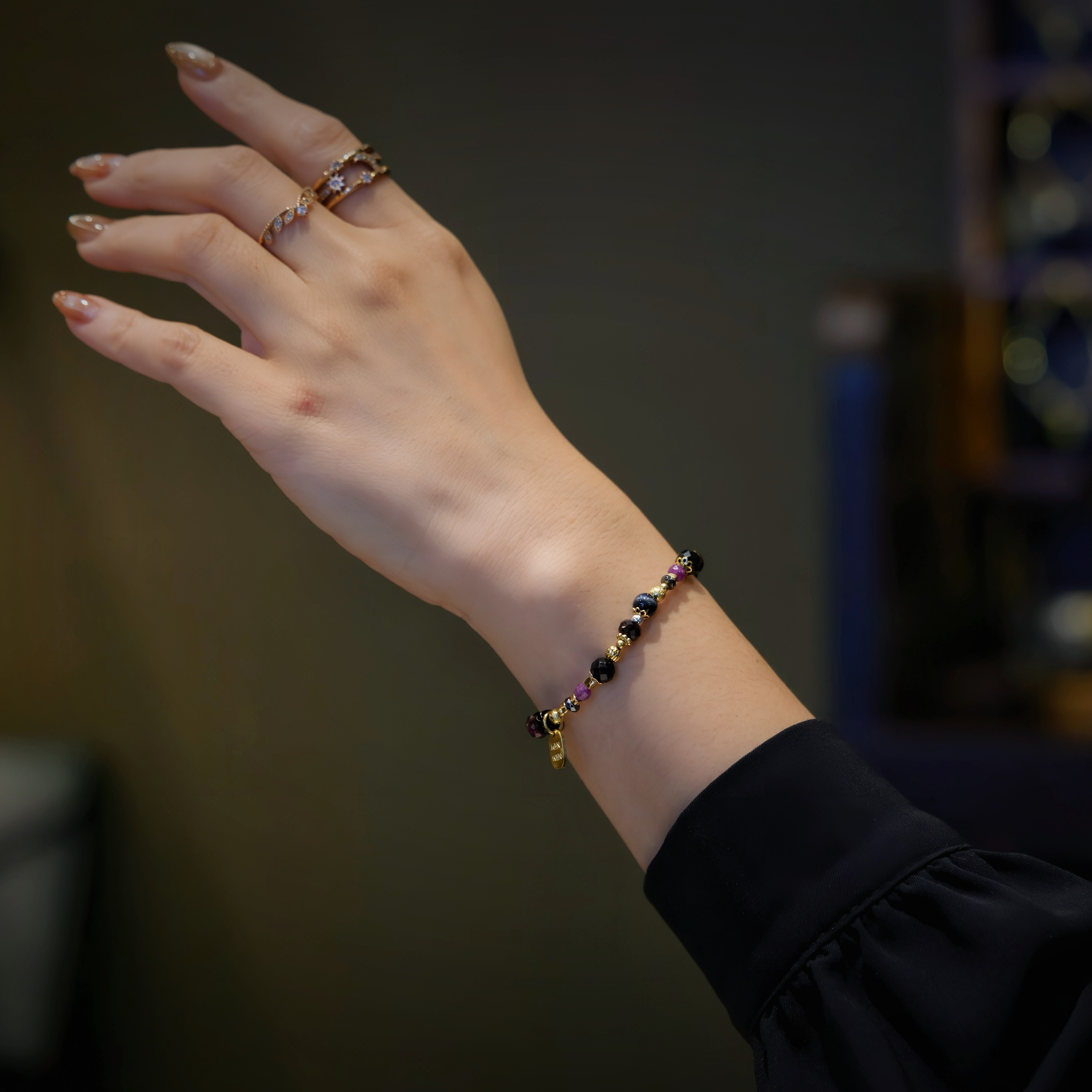 十惡不赦｜藍虎眼紅石榴紅寶石手鍊 C1740