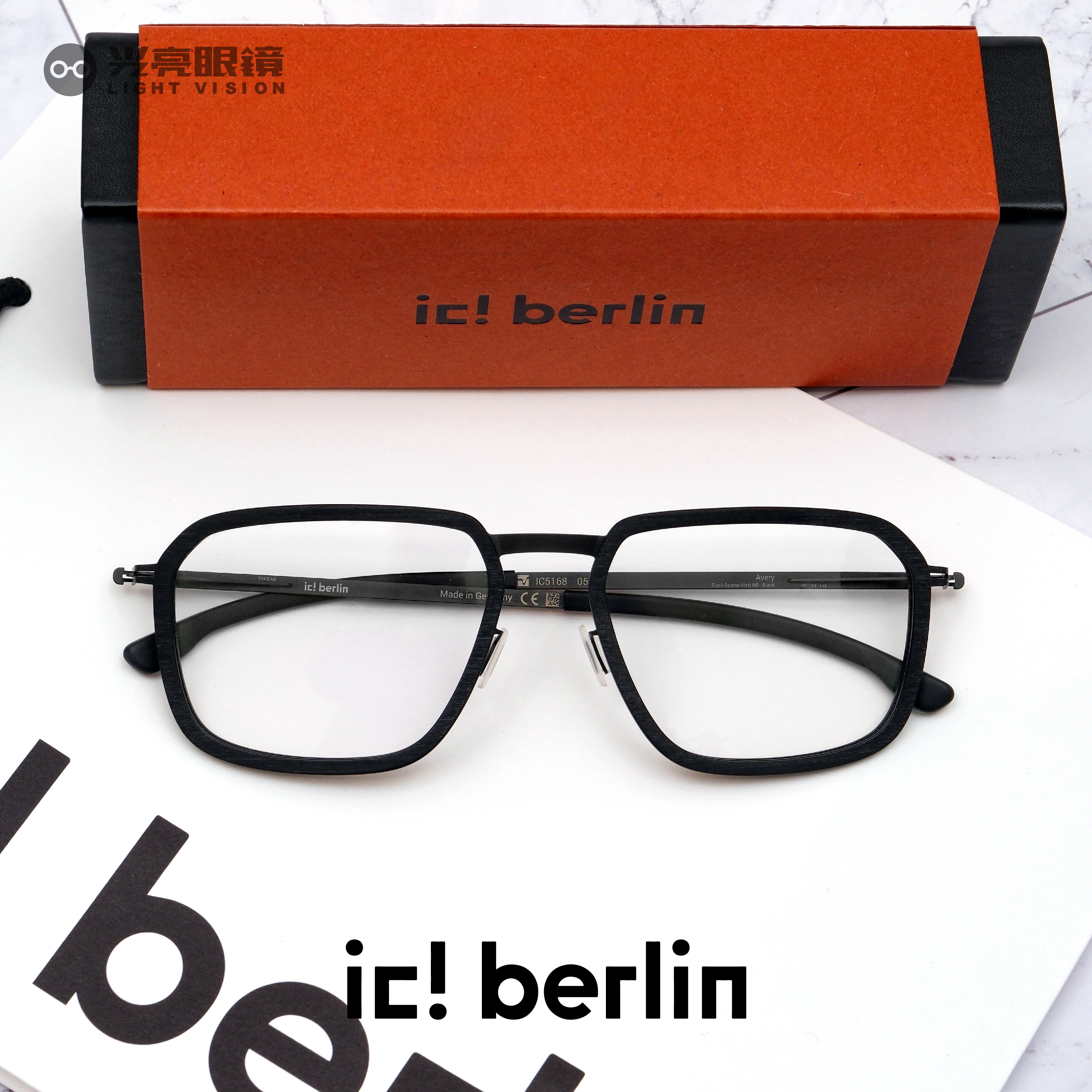ic! berlin - Avery 524／BLACK COARSE MATT