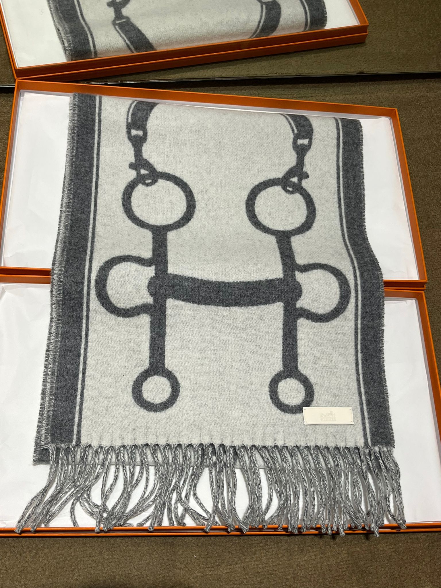 Casaque mors scarf 100%cashmere 30 x 160cm ivoire / gris flanelle