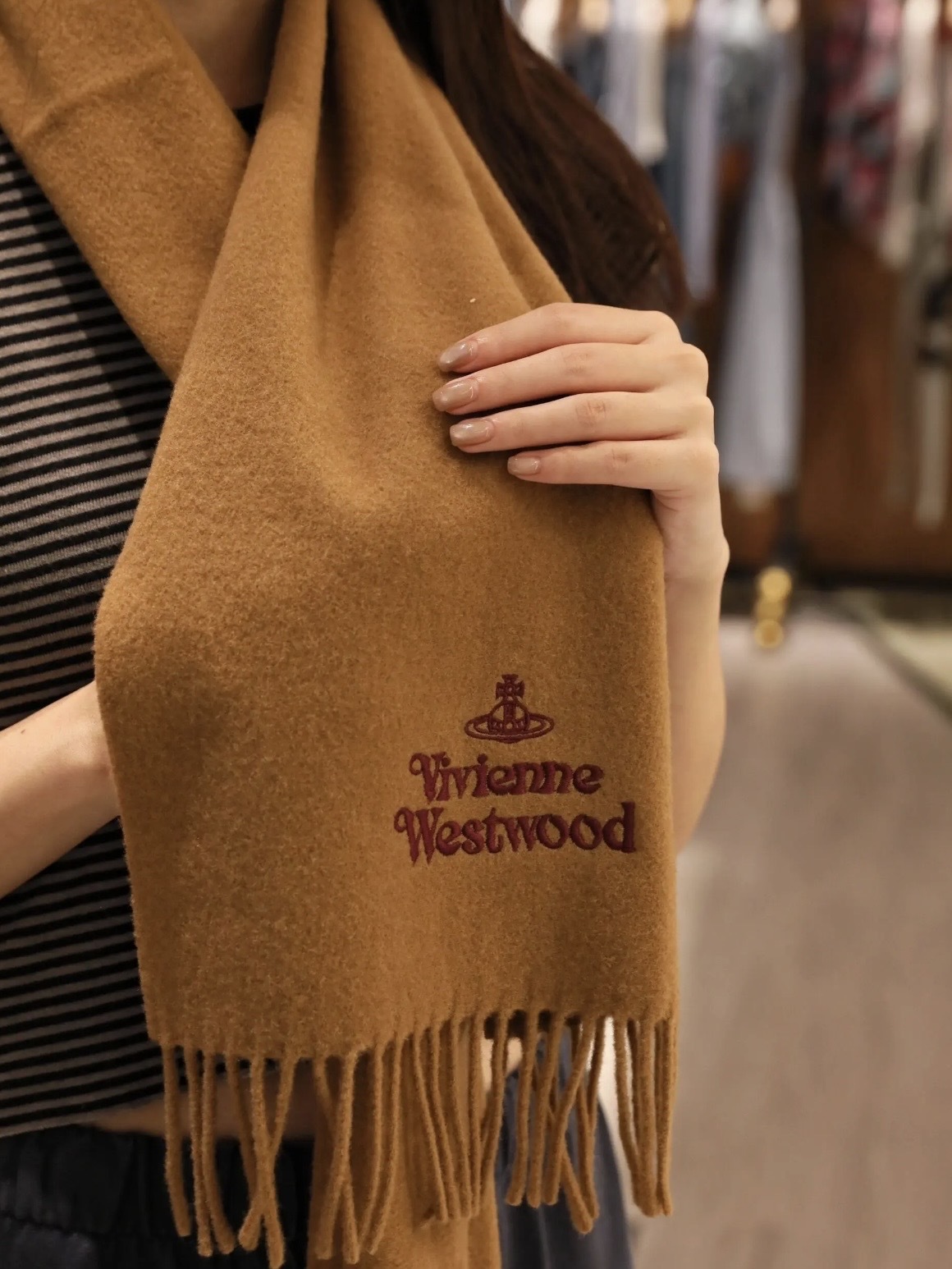 [兩色入] Vivienne Westwood 西太后羊毛圍巾