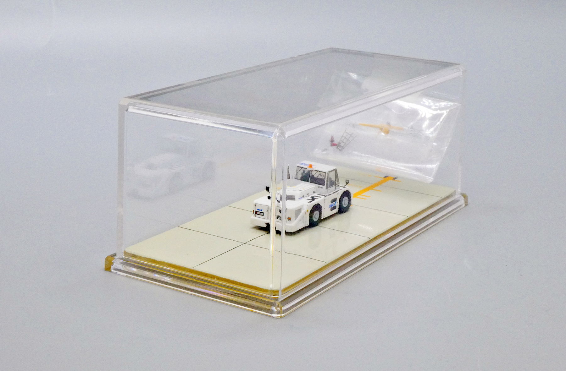 JC wings 1/200 全日本空輸 WT250E 機場地勤車拖車