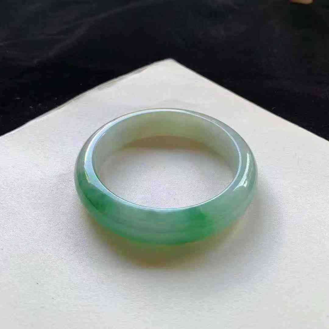 陽綠翡翠正圈手鐲,天然翡翠A玉, 緬甸玉, Jade, Jadeite
