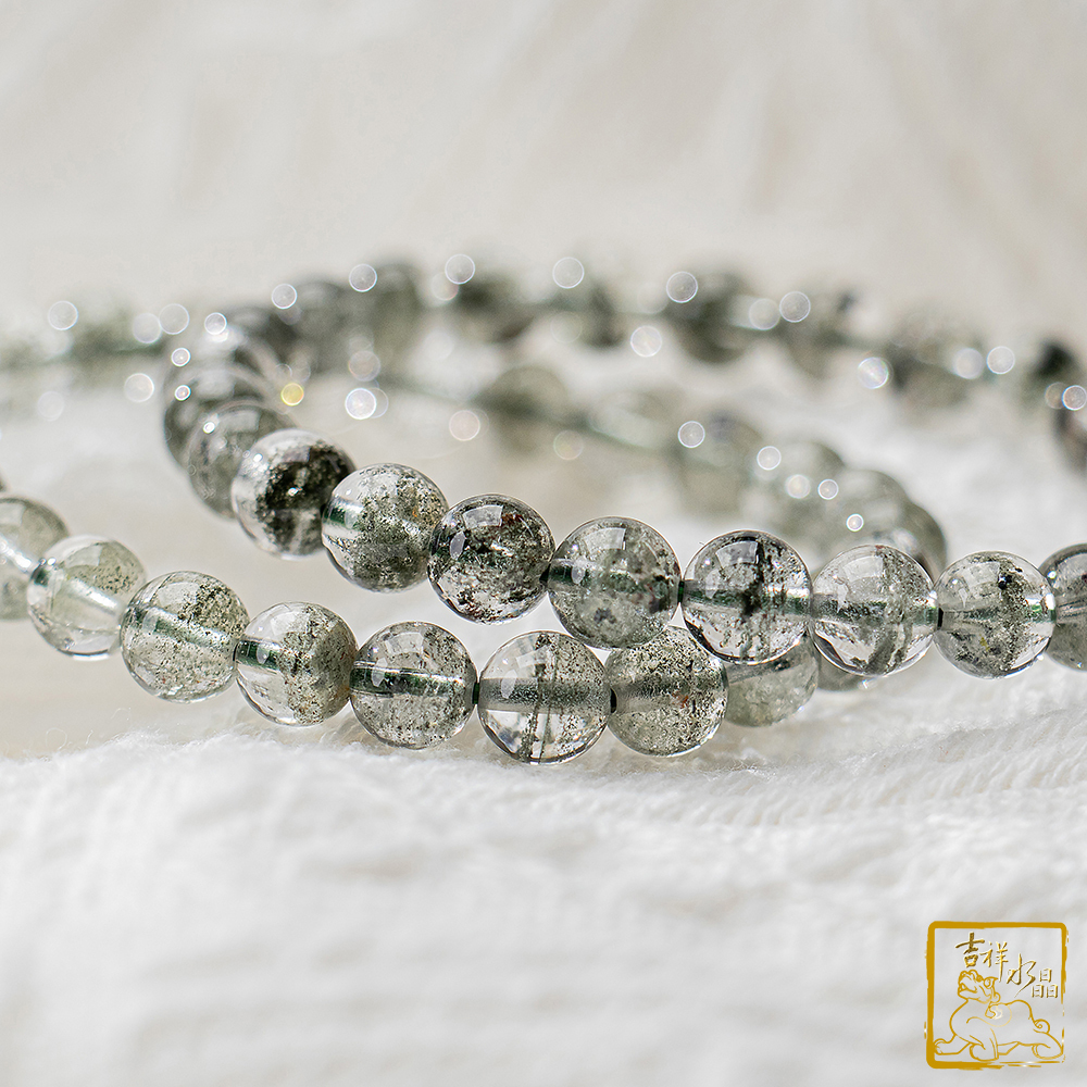 Green Phantom Quartz bracelet 7mm