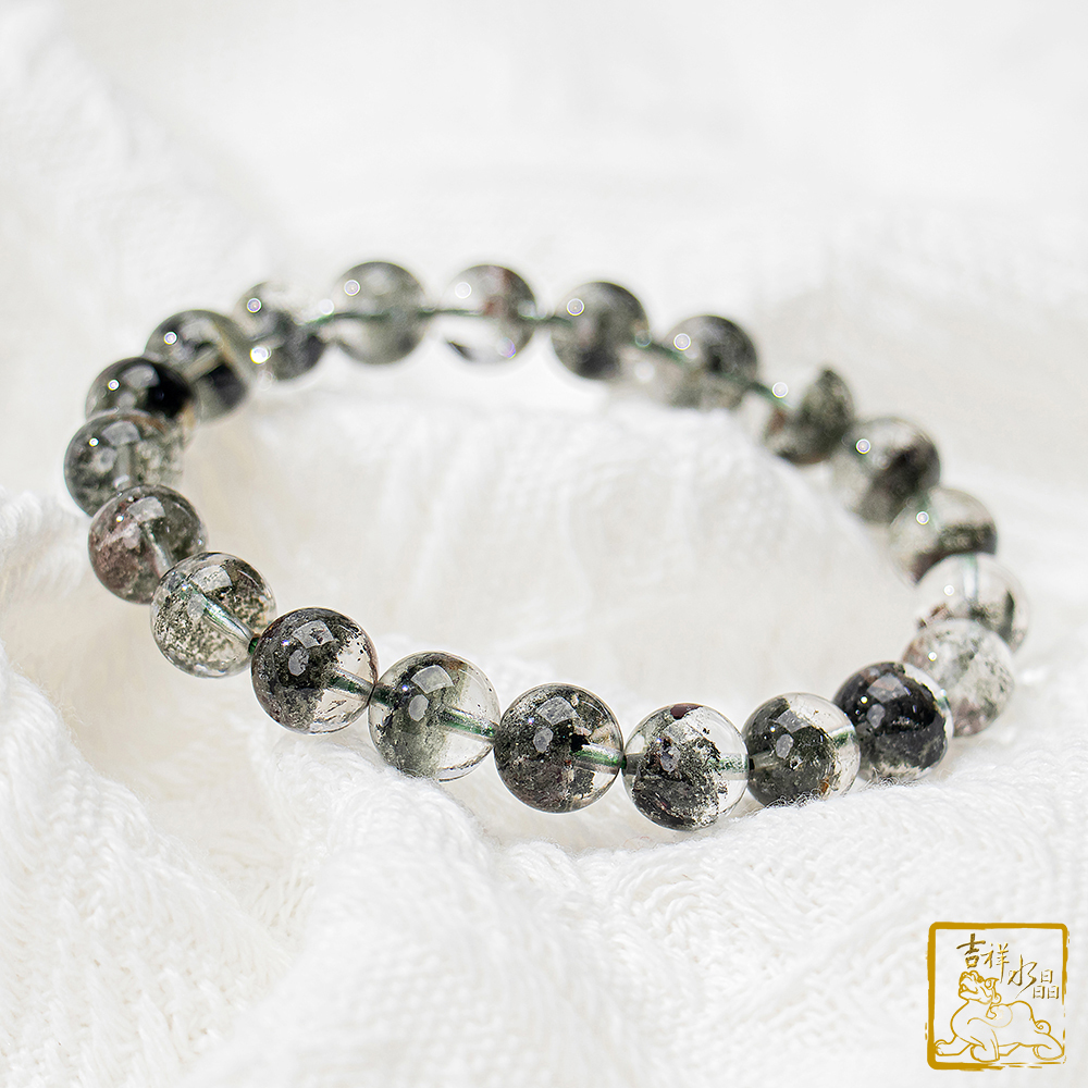 Green Phantom Quartz bracelet 9.3mm