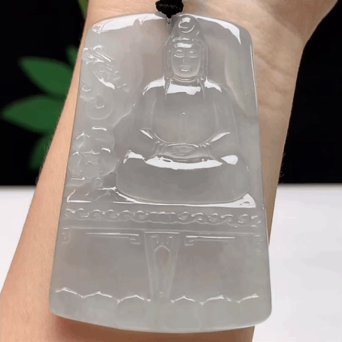 92334 翡翠觀音牌