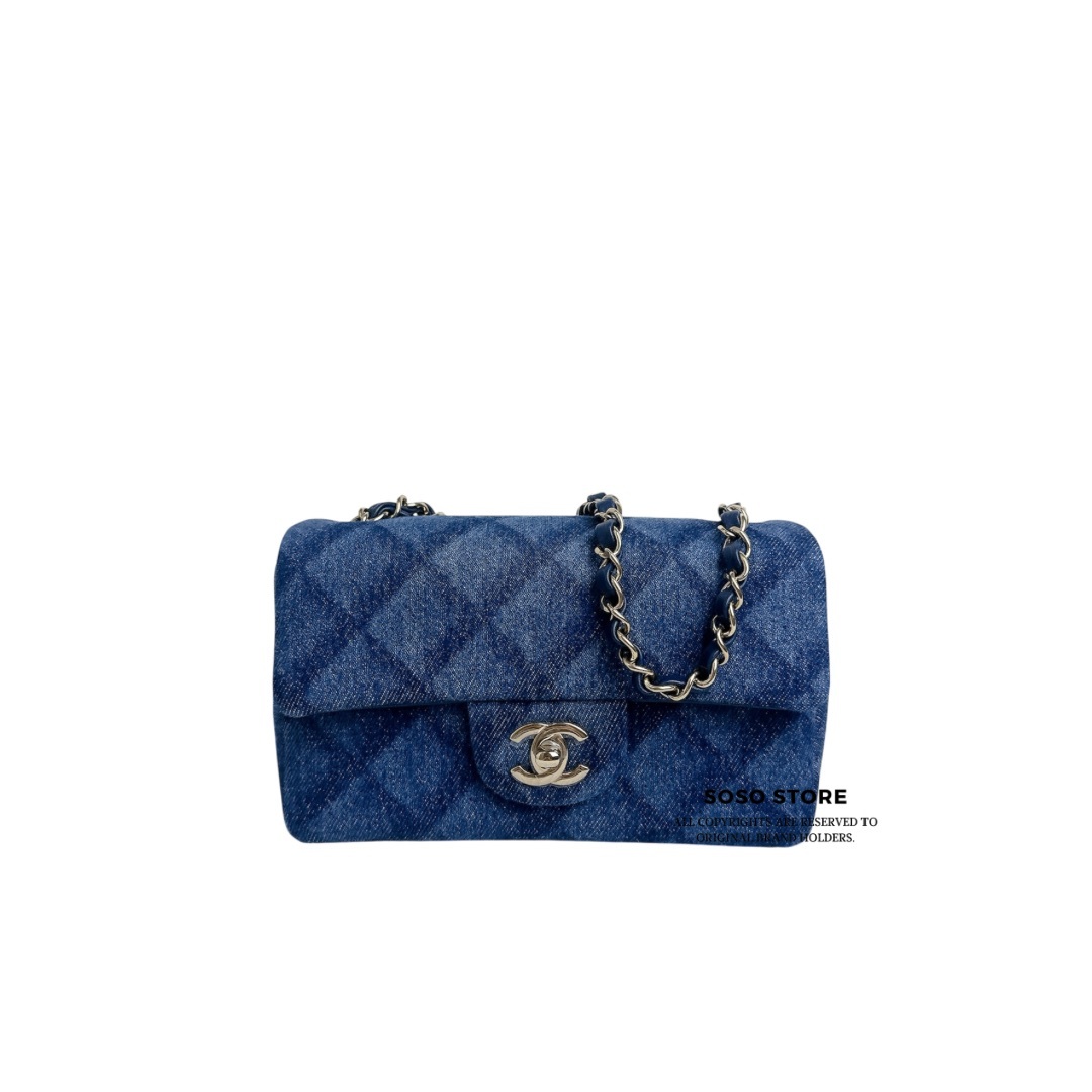 Chanel Classic Flap Bag 20 cm - Denim / Ghw