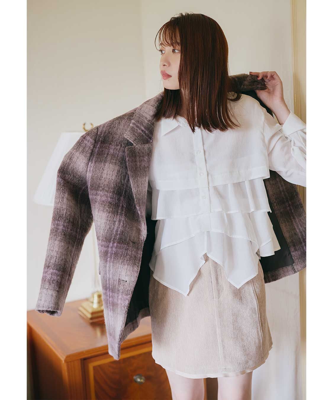 [預購] 折扣 COCO DEAL 荷葉邊下擺襯衫