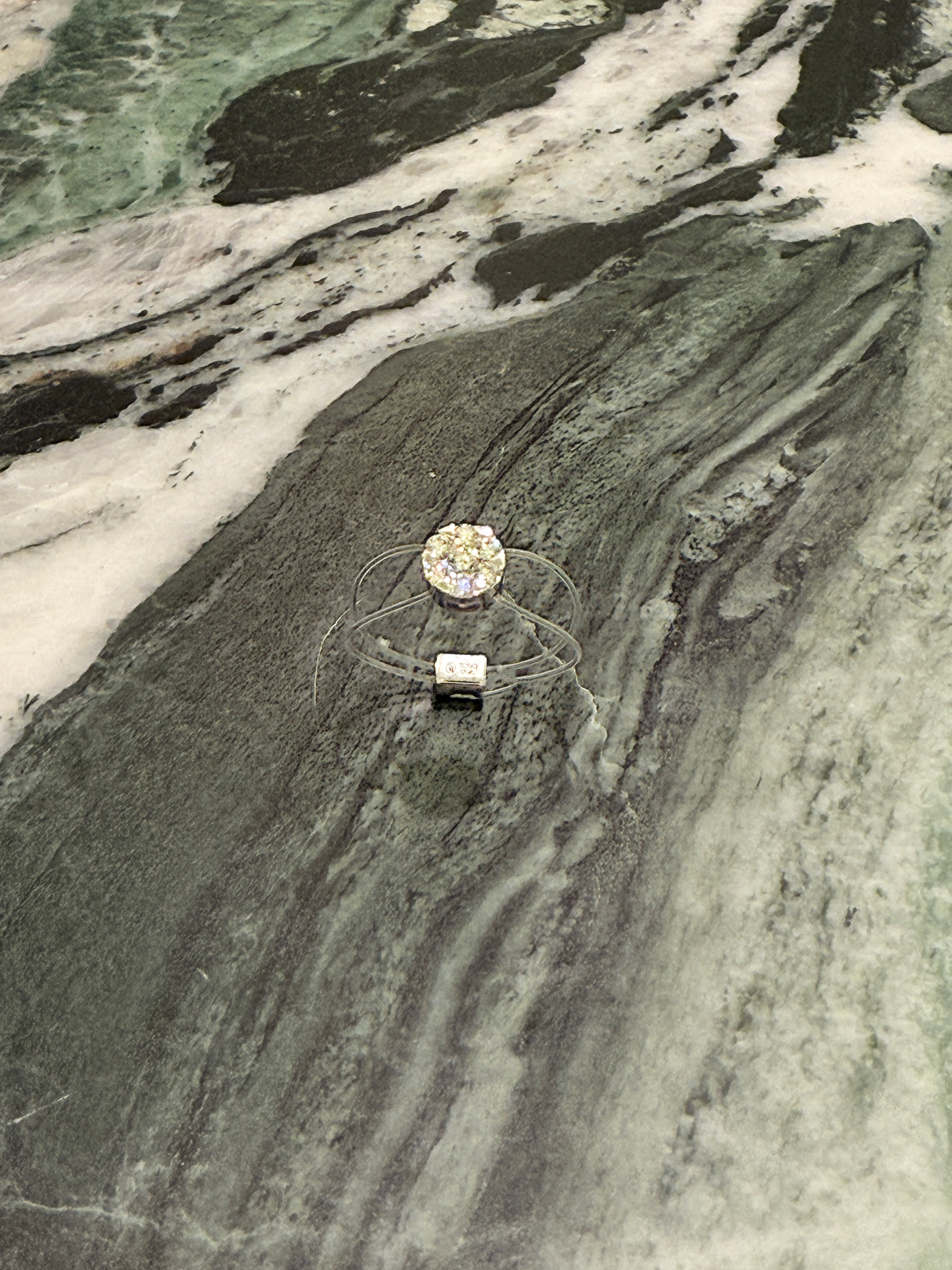 THE AIR RING NATURAL