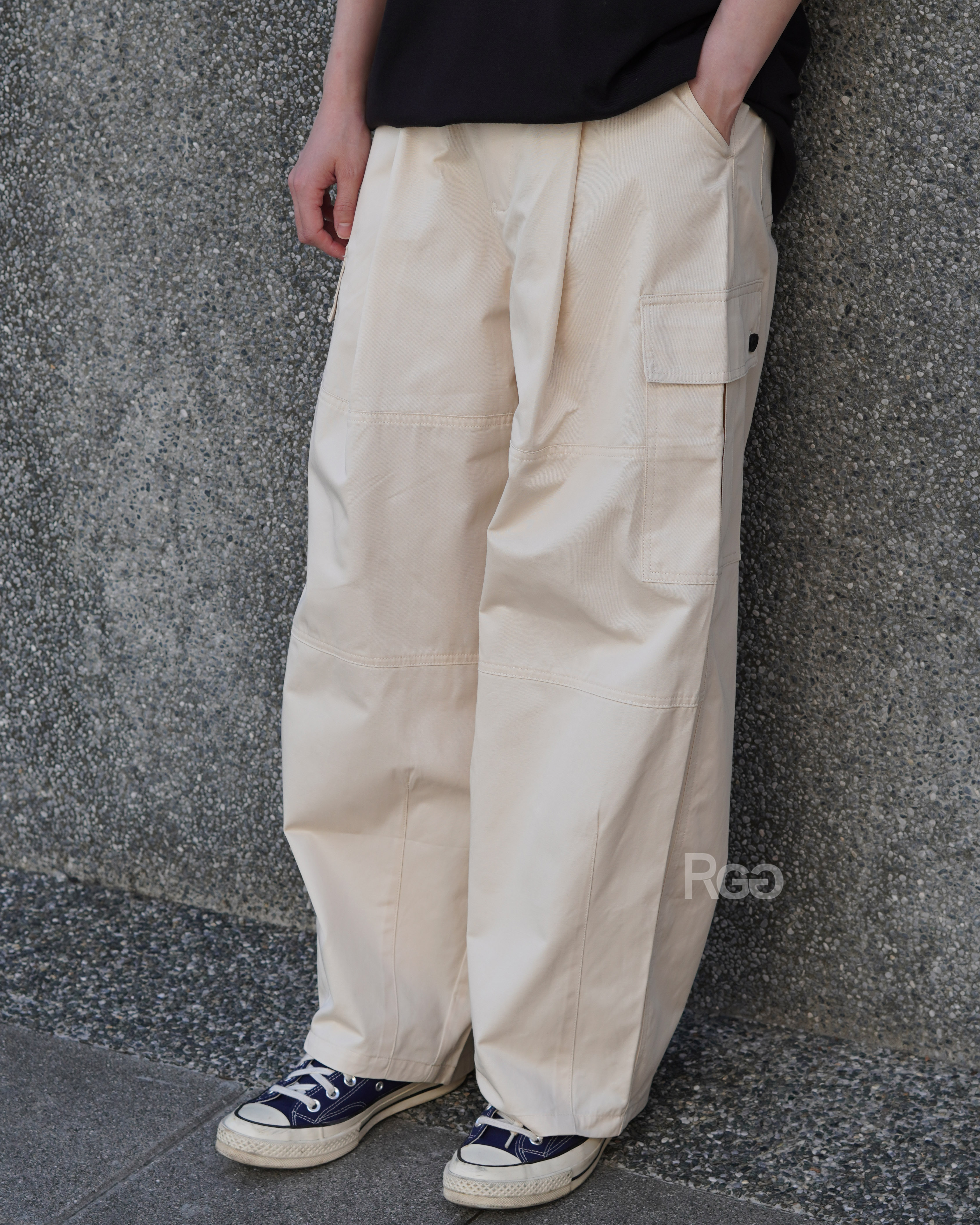 女裝厚磅斜紋布 寬版工作褲口袋照