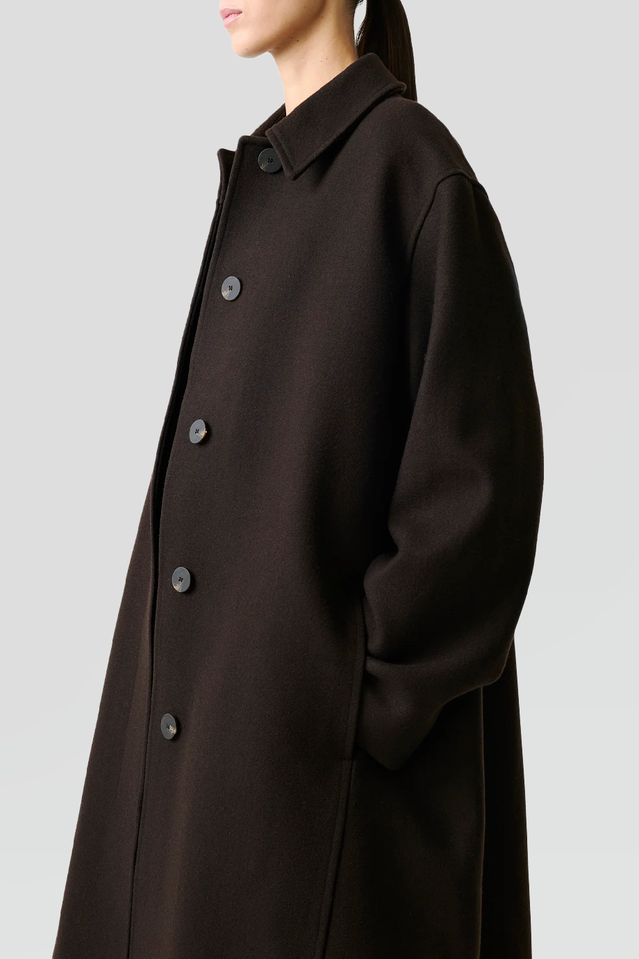 Studio Nicholson｜RIA 落肩翻領排釦羊毛大衣