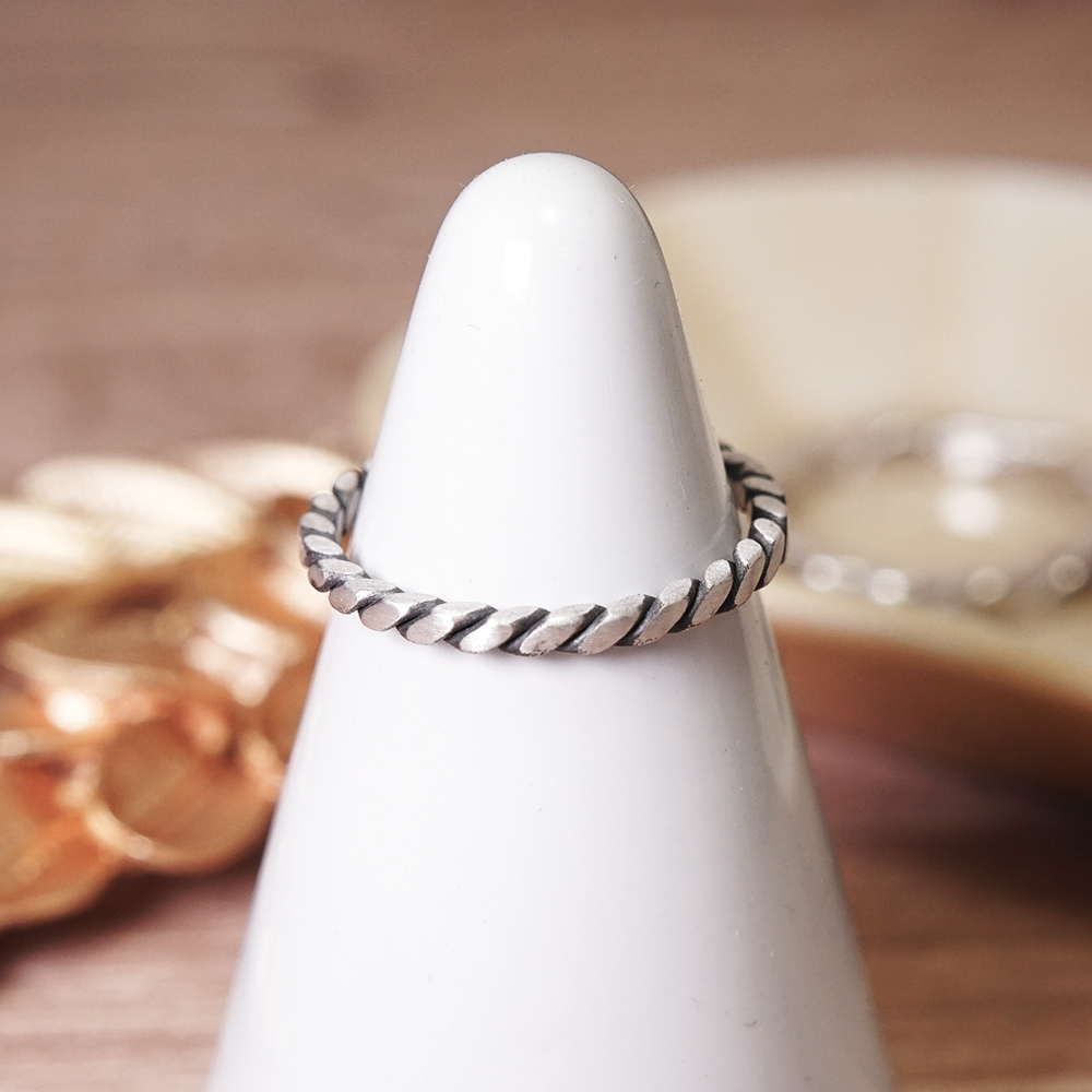 方晶格 細麻花戒 霧黑 925純銀戒指 女生戒指 男生戒指 尾戒