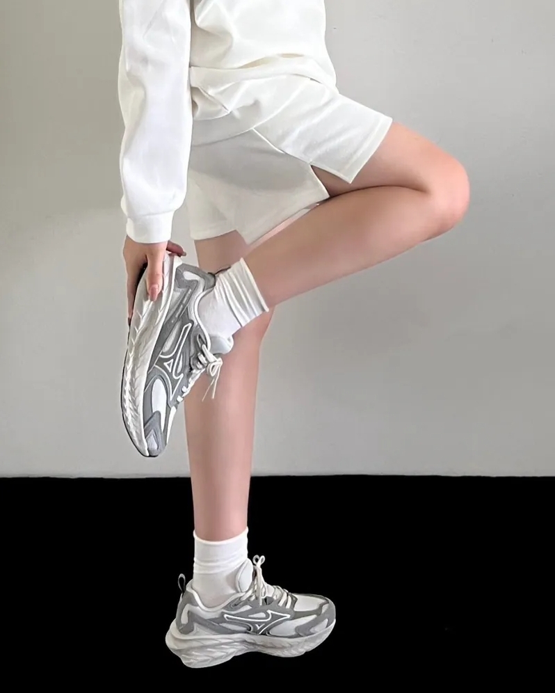 <暴走神鞋🔥> Mizuno Astro LS 美津濃 機能 緩震 反光 復古 增高 輪胎底 厚底 淺灰綠 D1GH252105