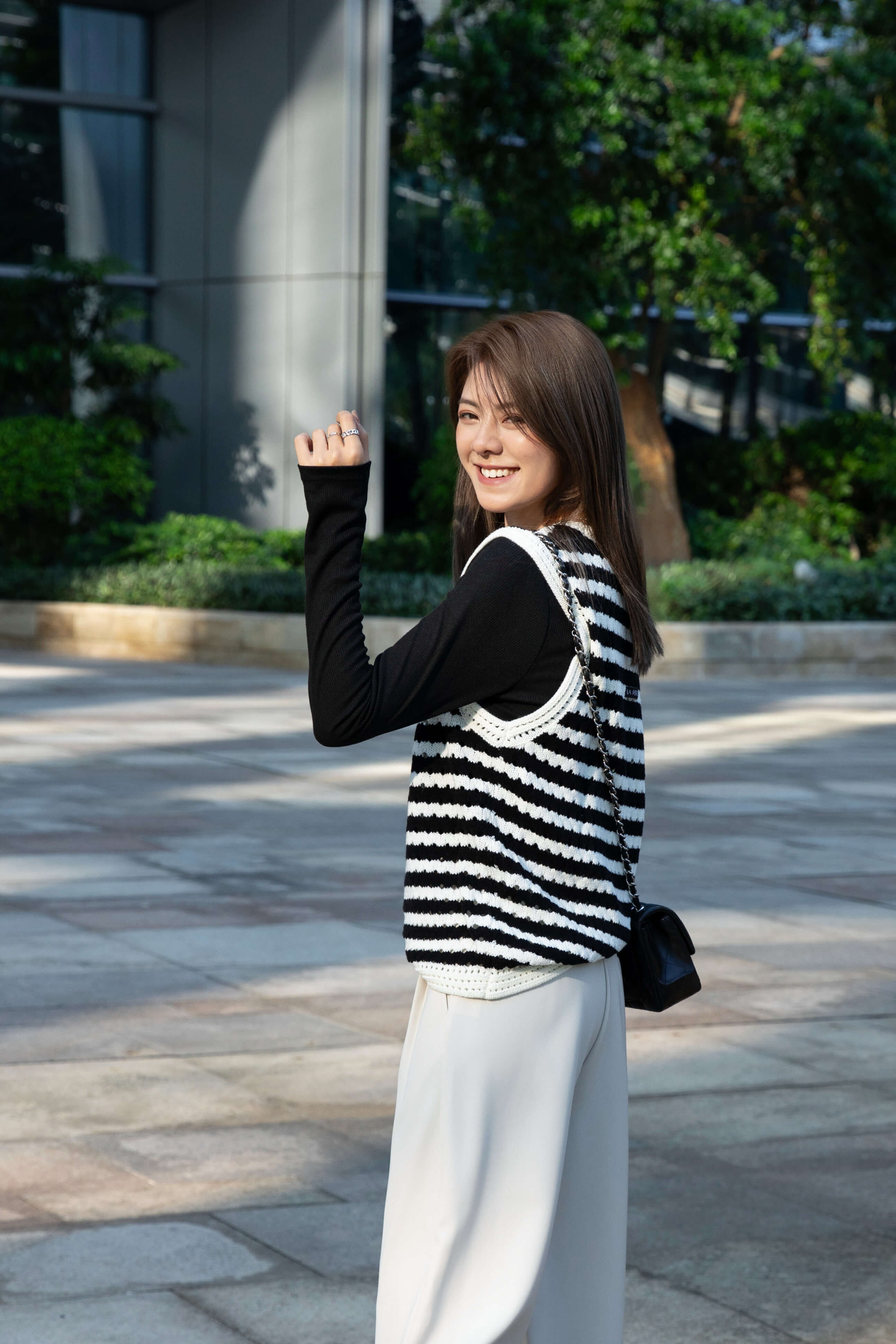 Colorblock Striped Knit Vest_KN2510L20