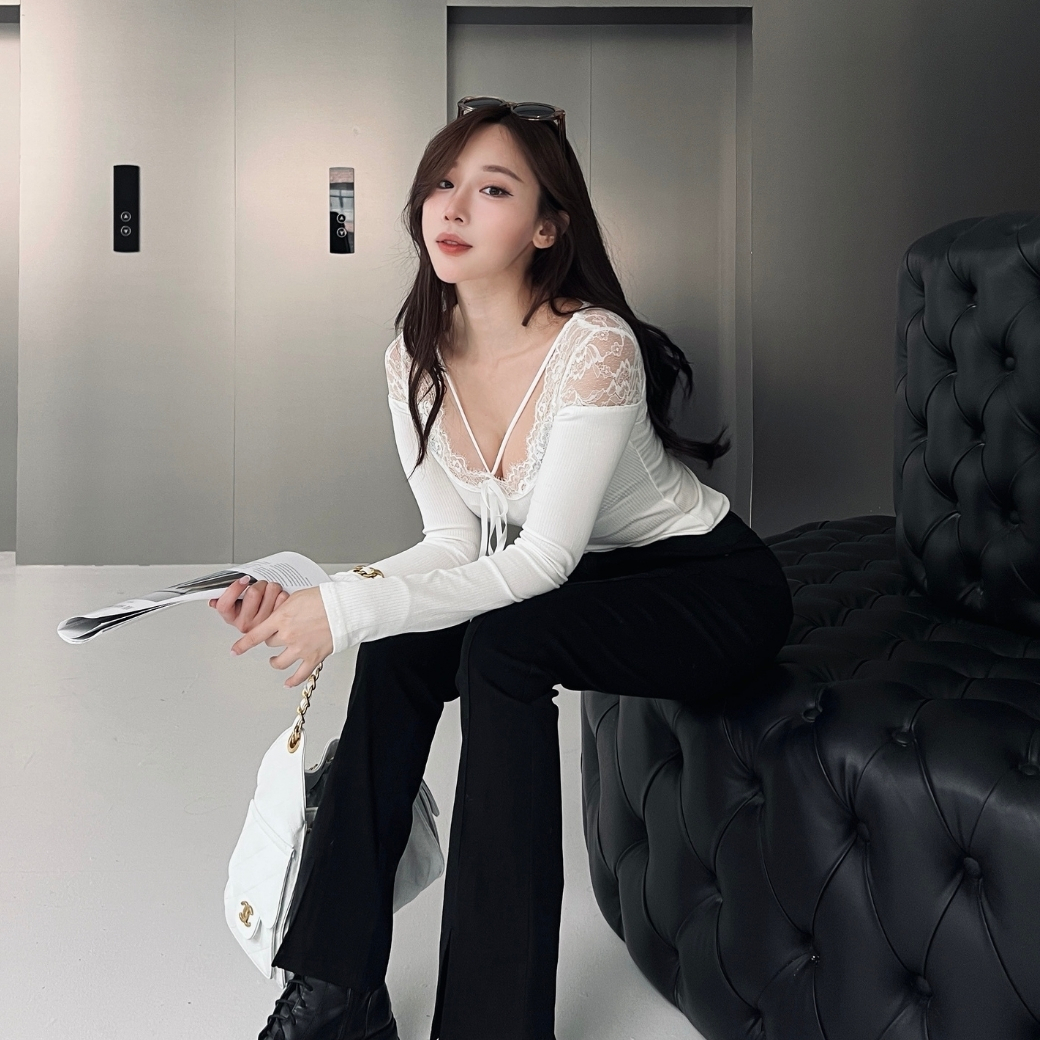 【純欲蕾絲拼接】DOMISS修身V領綁帶顯瘦針織上衣 長袖上衣 T恤 性感上衣 約會穿搭-3色 (現貨)