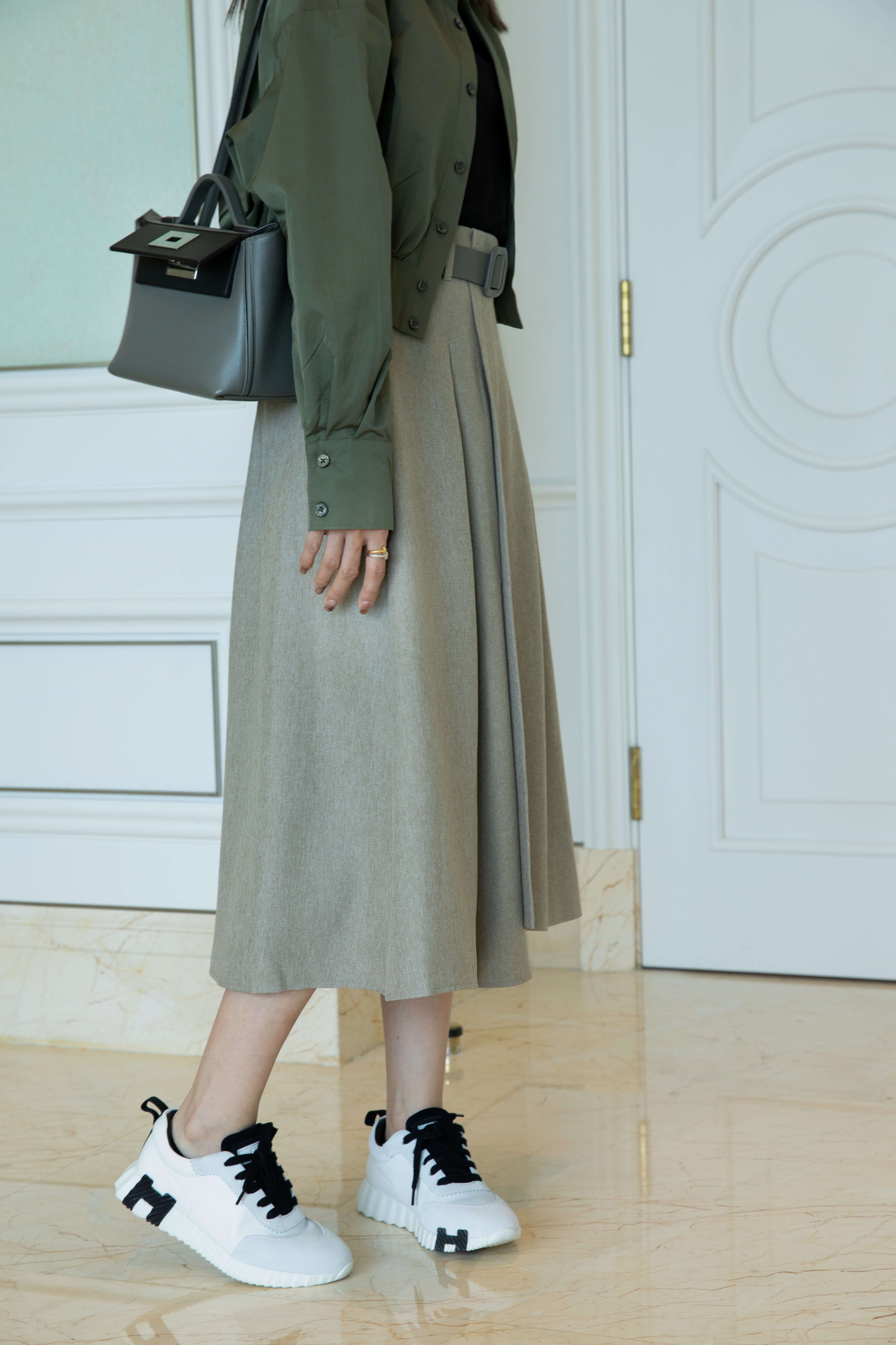 Belted Asymmetrical Midi Skirt_SK2510L09