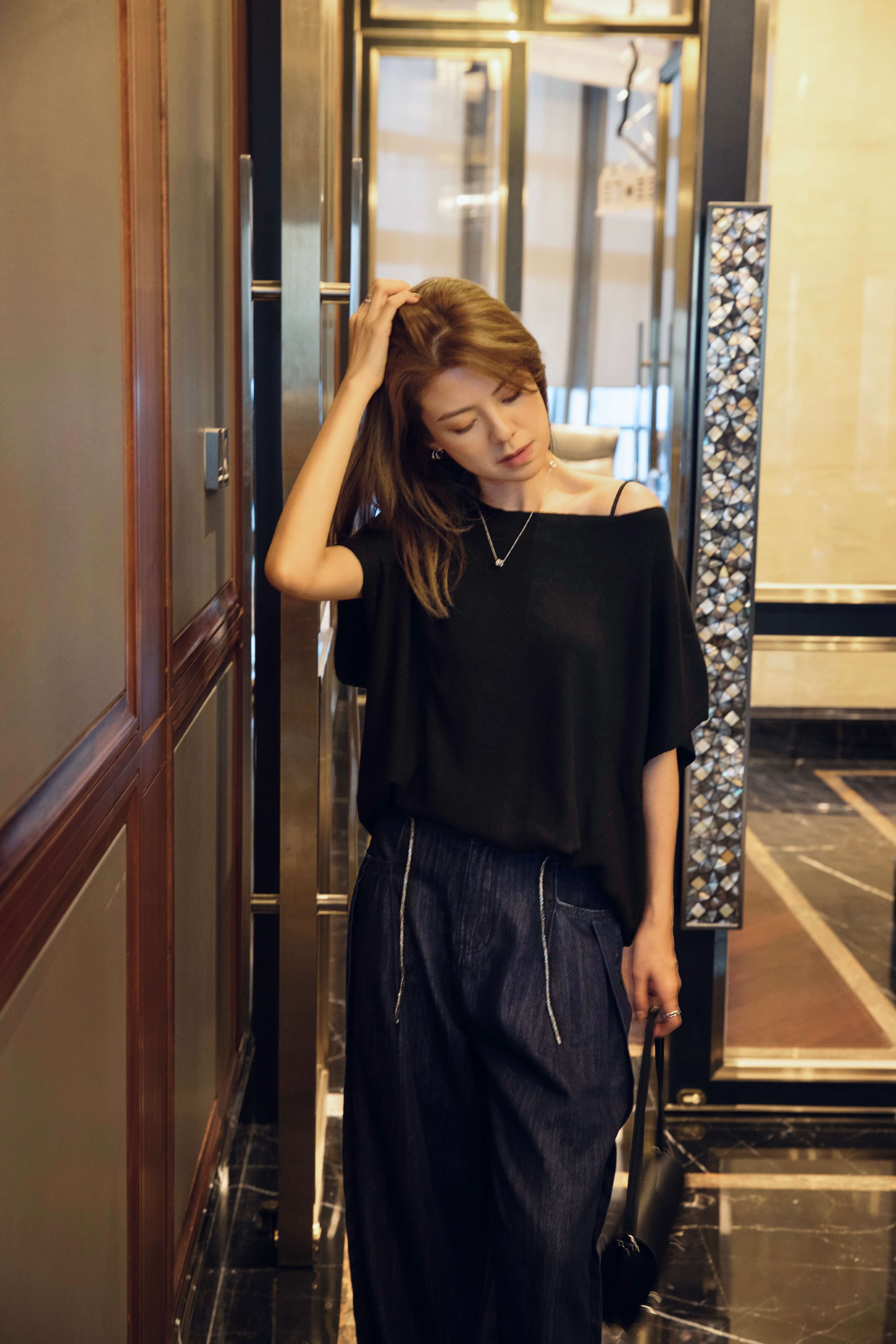 Boatneck Shoulder Long Knit_KN2510L22