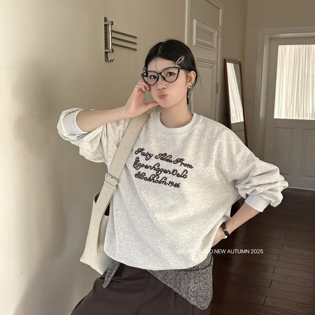 毛線英字披肩兩件式