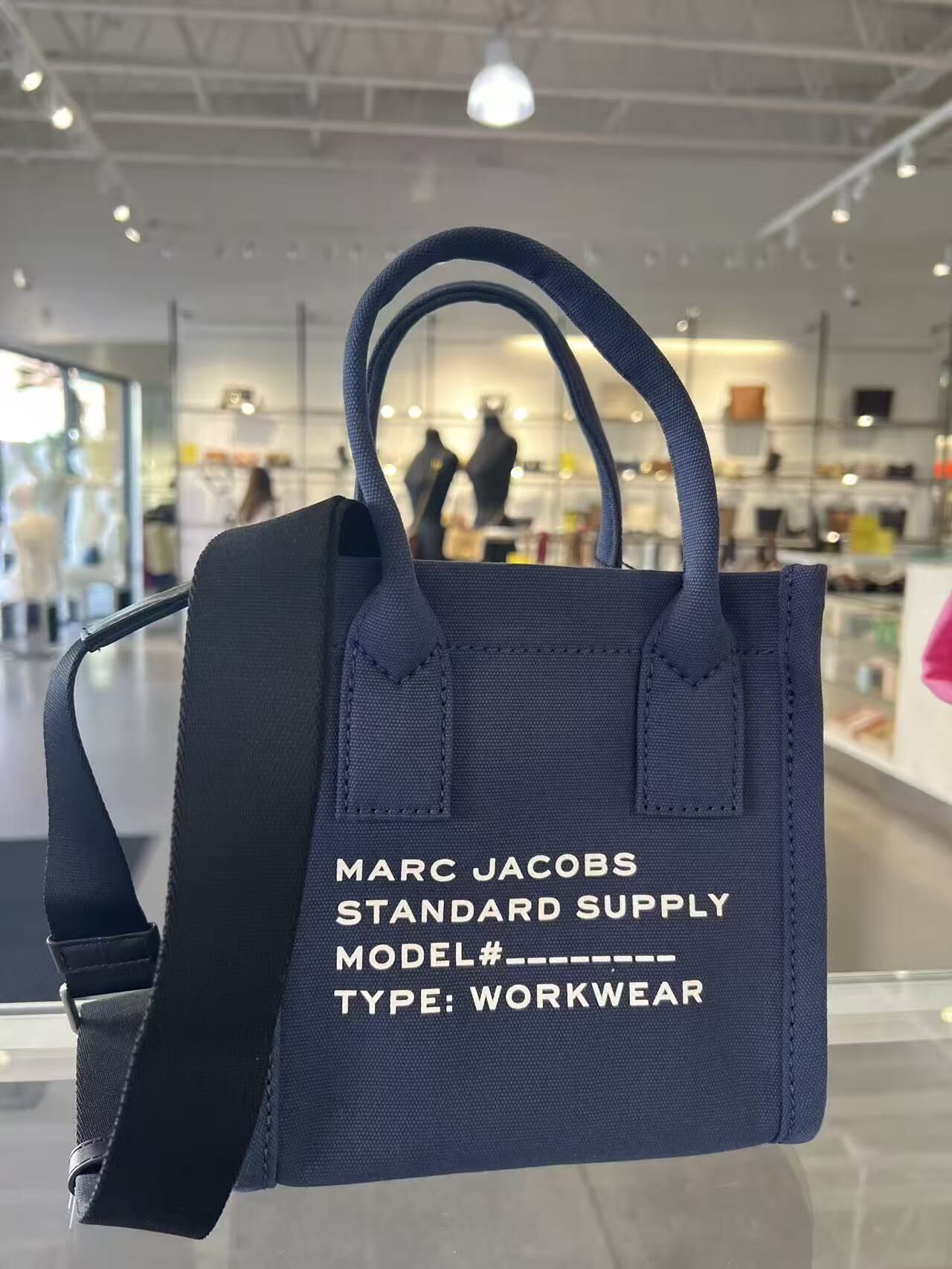 【預購】MARC JACOBS H101302 粗帶tote包包
