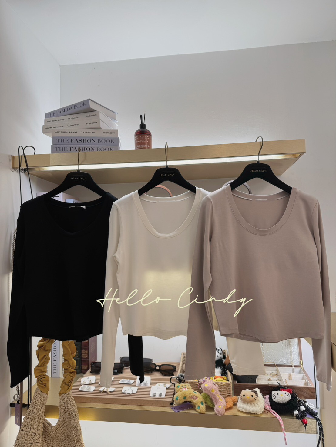 B10068 -Cindy大推-韓國大U好Q彈微短長袖棉T