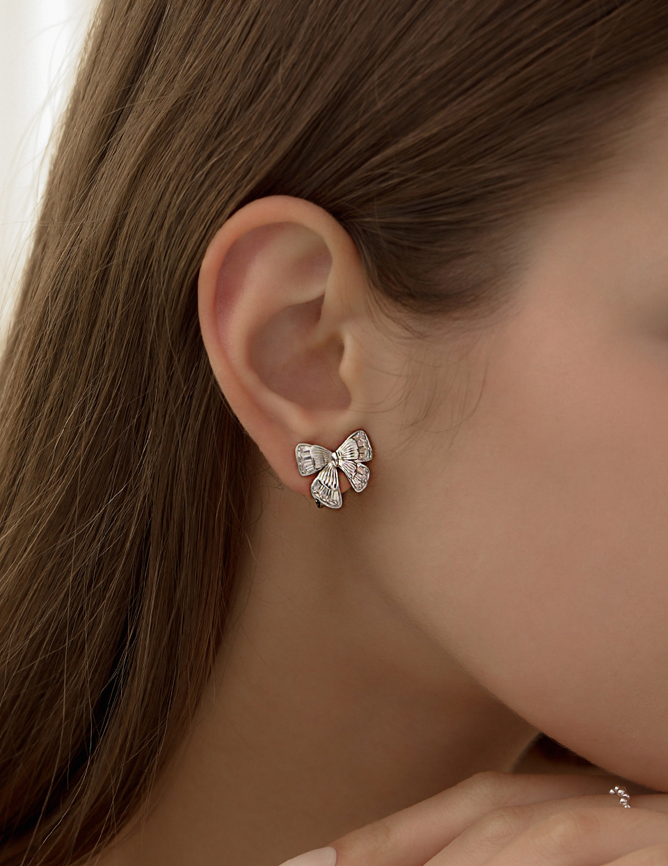 雙蝶翩翩。夾式耳環