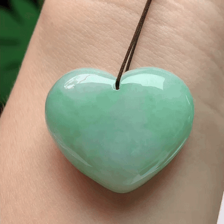 923320 翡翠飄綠愛心