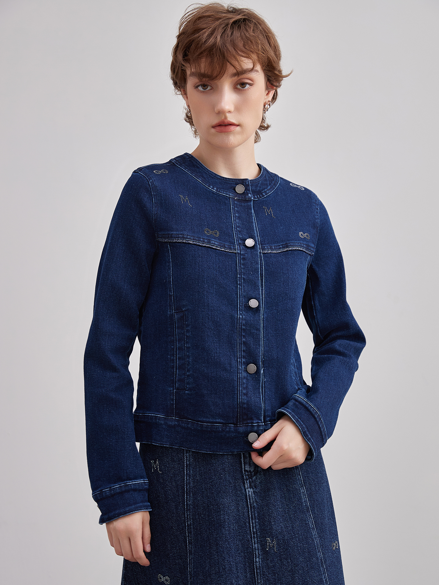 mi-tu 圓領印花牛仔外套