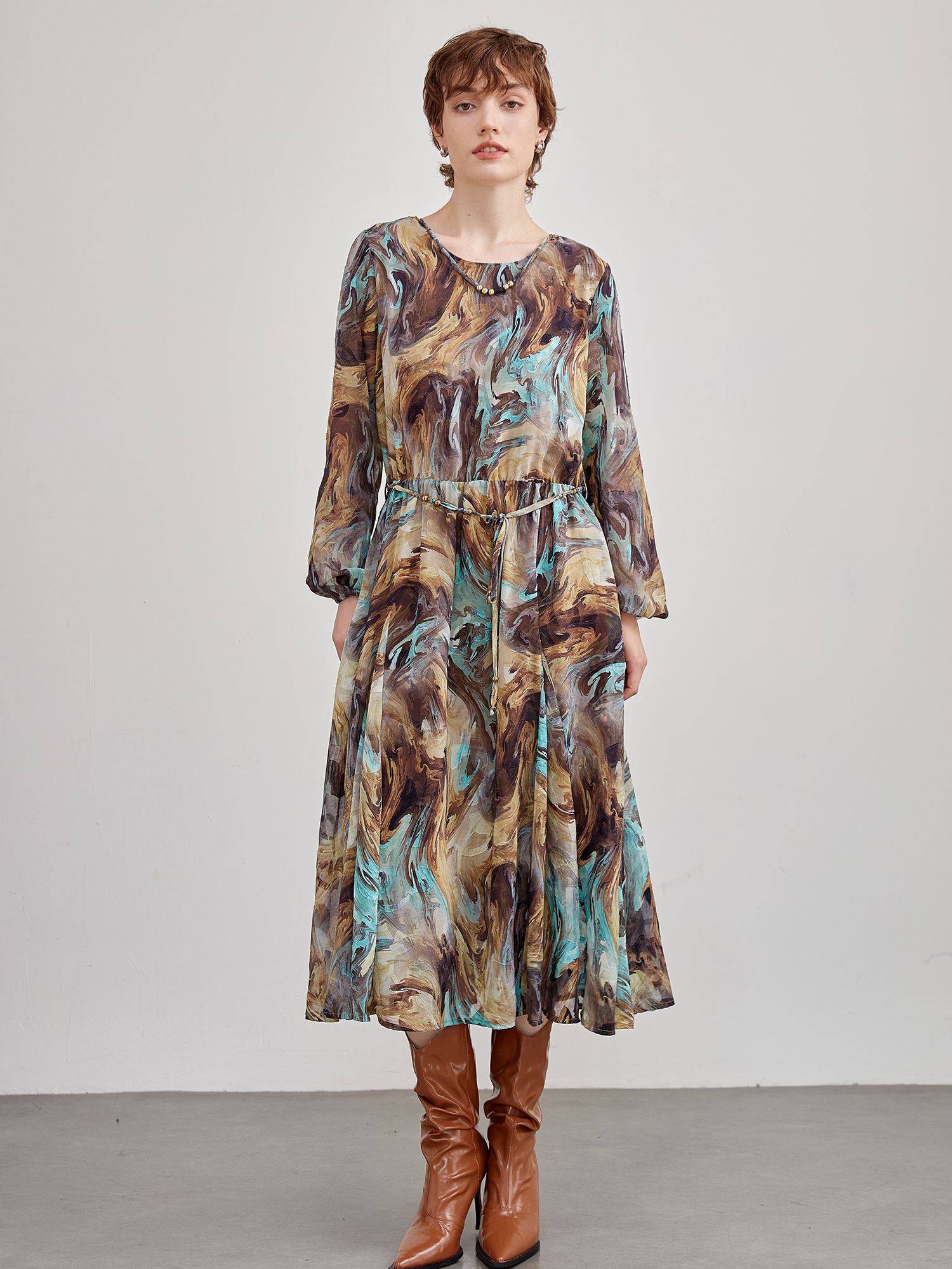 mi-tu 圓領印花收腰連身裙