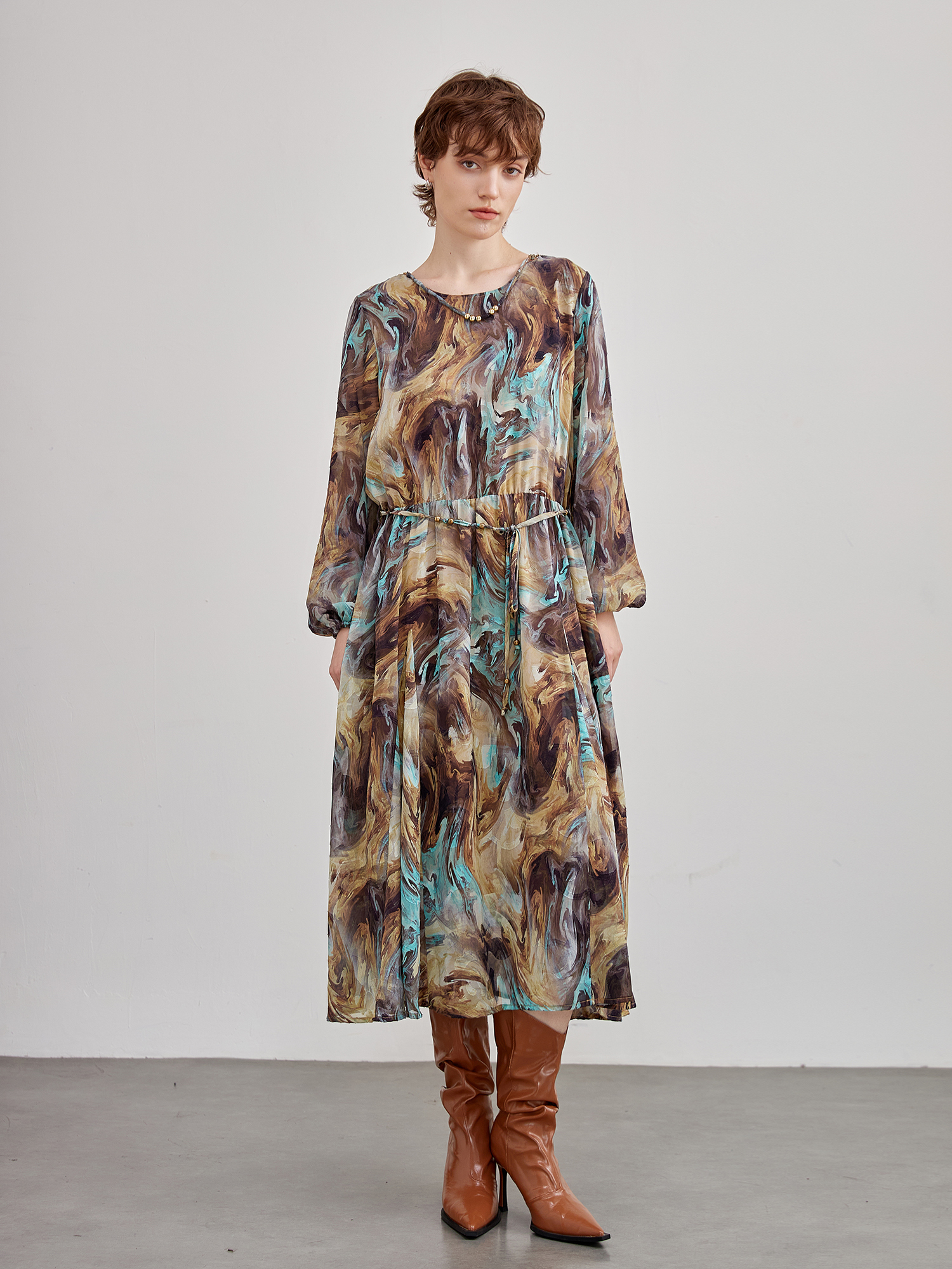 mi-tu 圓領印花收腰連身裙