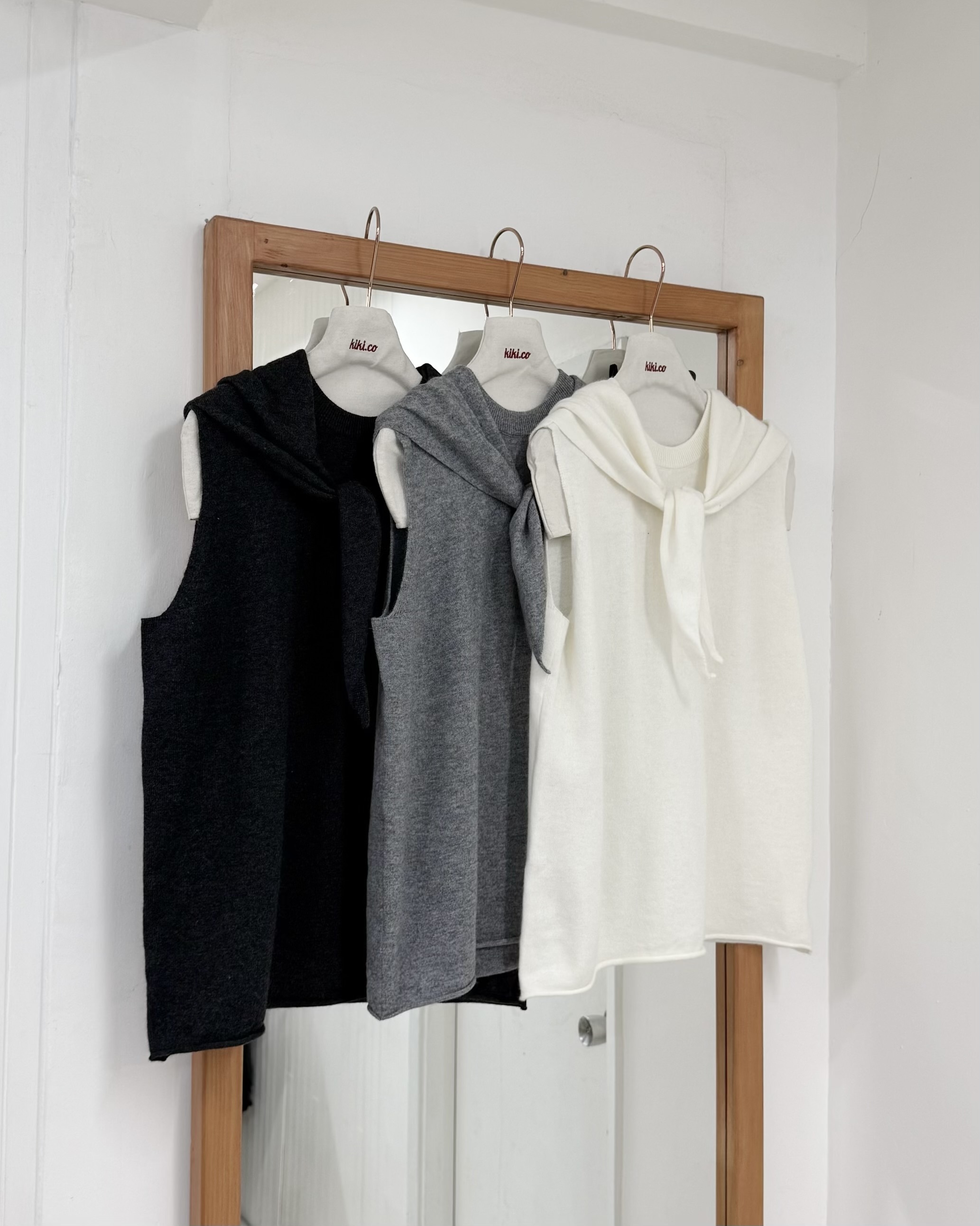 素色冷背心連三角領巾