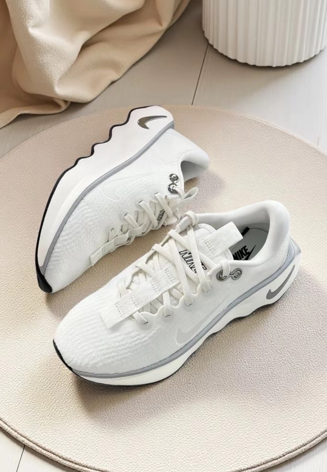 Nike Wmns Motiva 白色 慢跑鞋