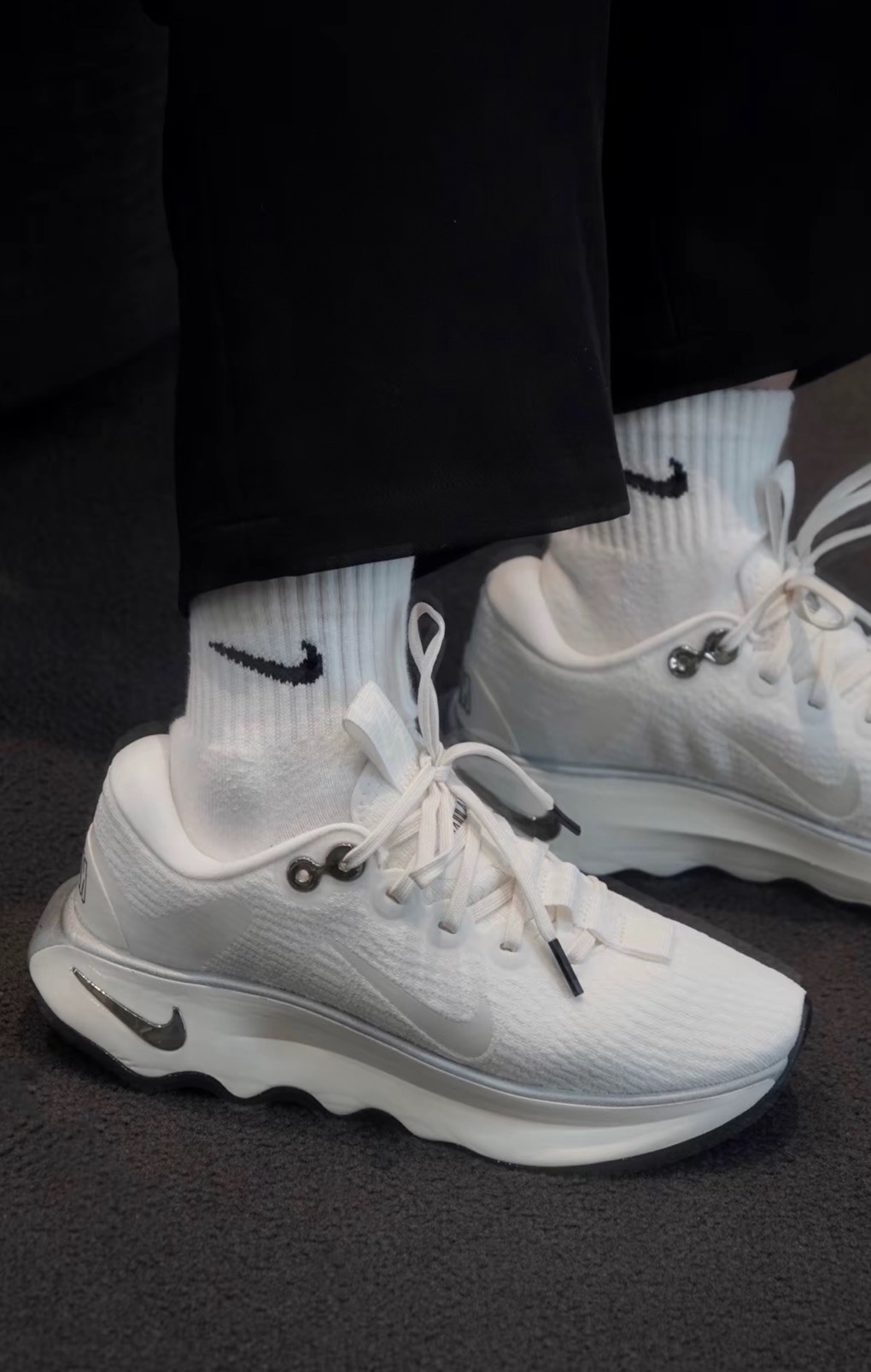 Nike Wmns Motiva 白色 慢跑鞋