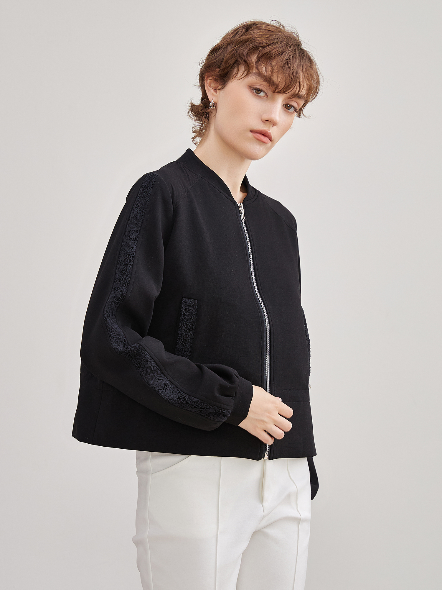 mi-tu 蕾絲鉤花拼接外套