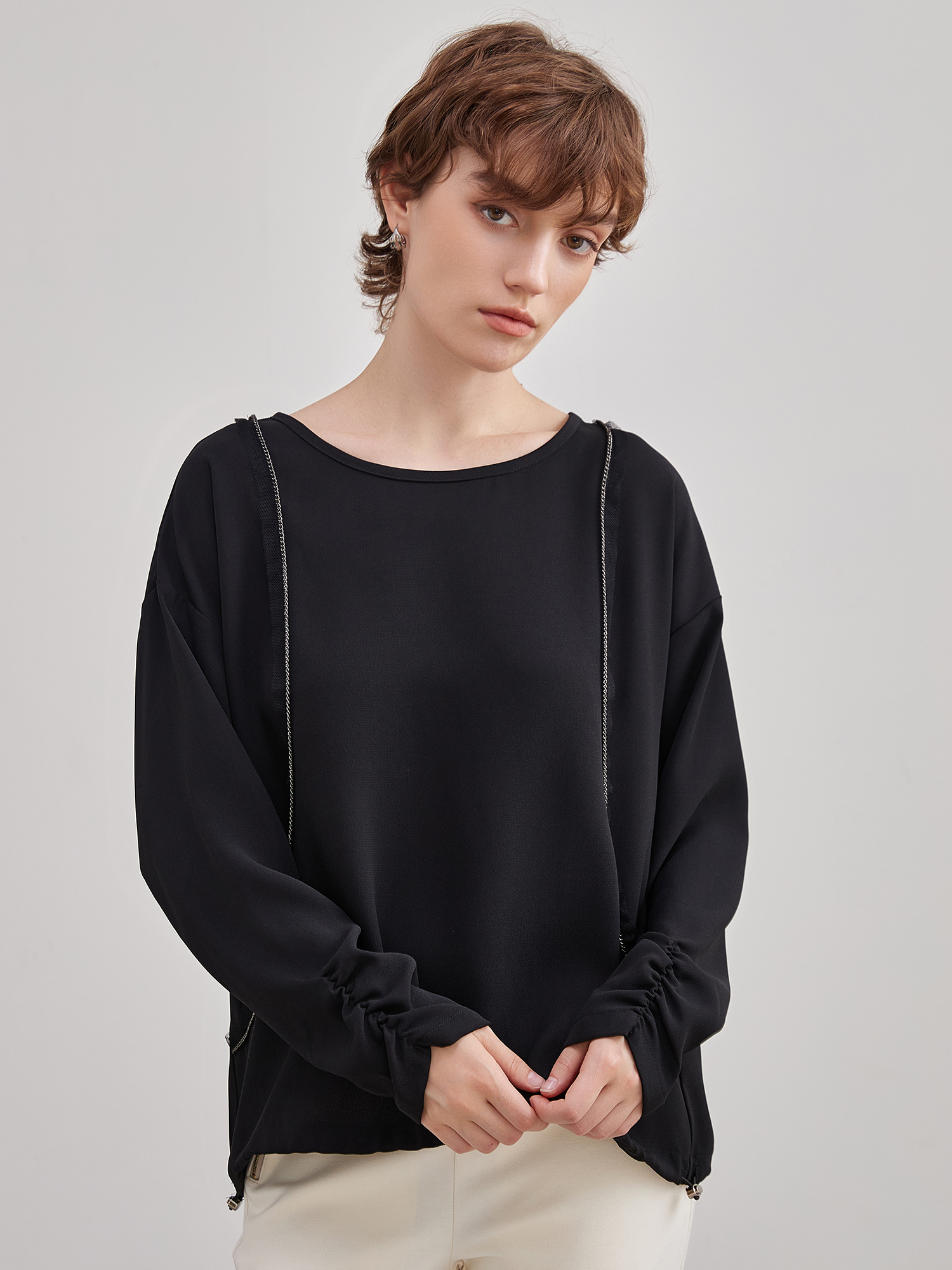 mi-tu 寬鬆抽繩上衣