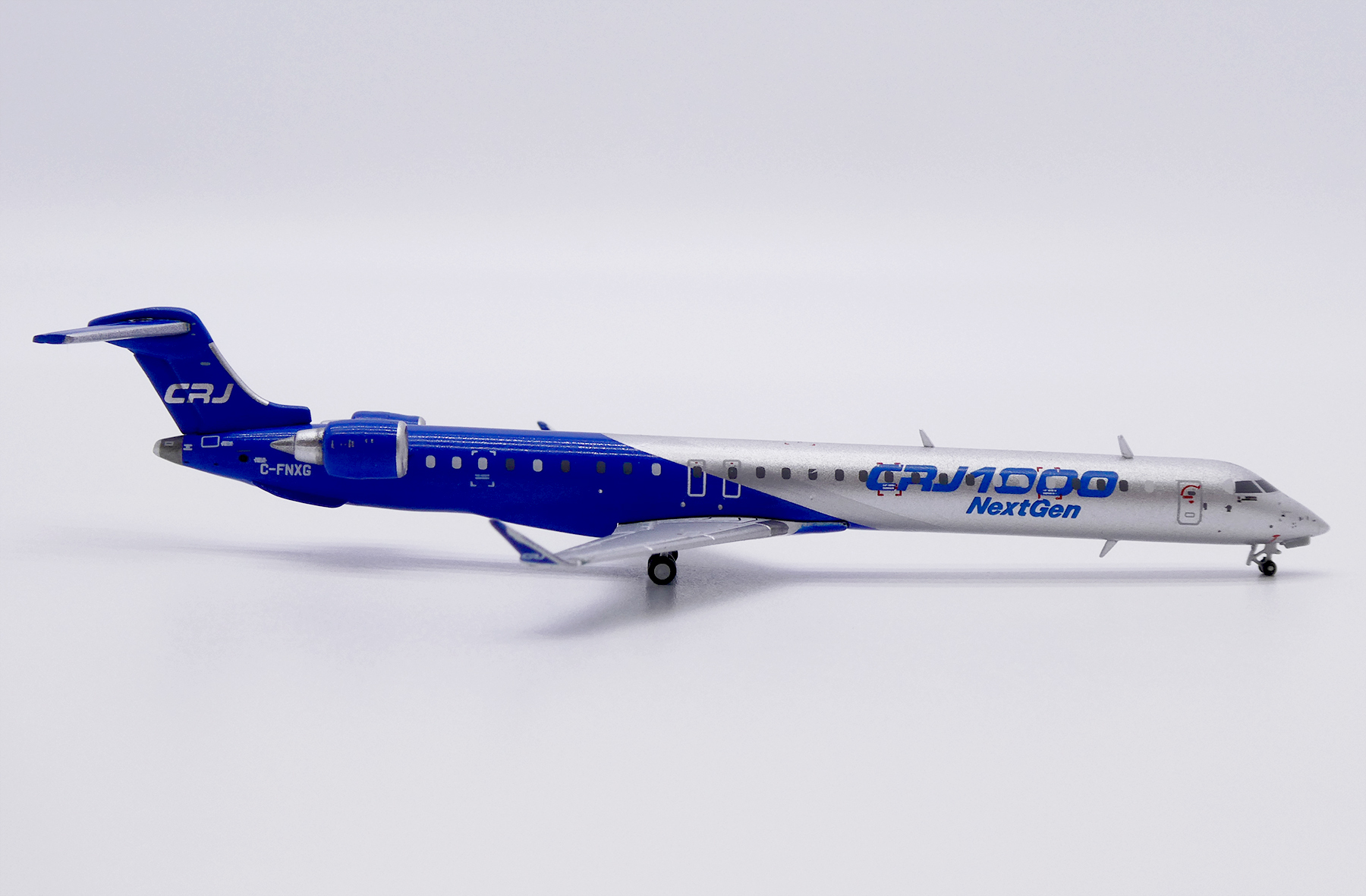 JC wings 1/400 龐巴迪 CRJ-1000 C-FNXG 原廠塗裝