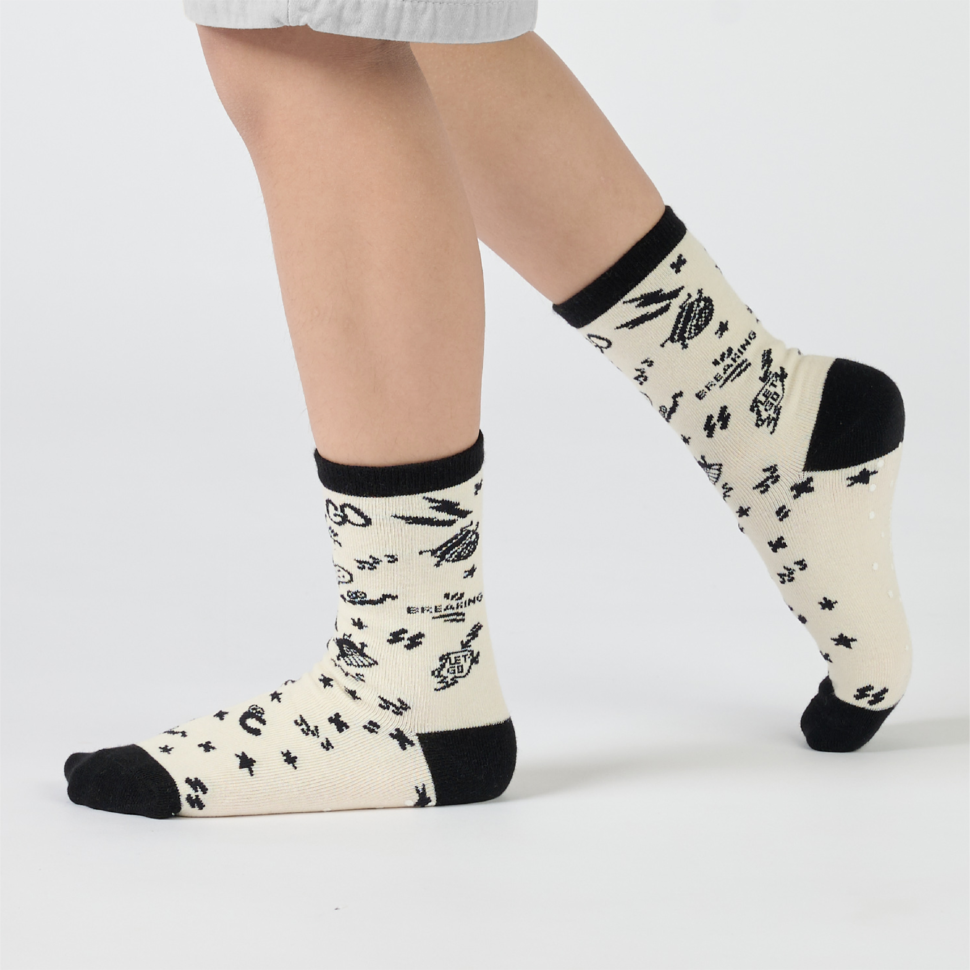 自由舞台〈白/兒童襪〉