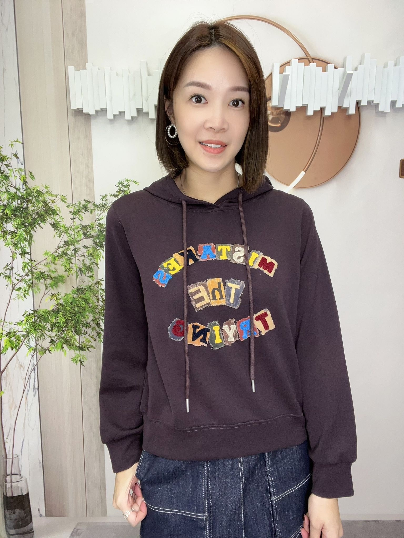 Mar 有帽英文字top~115R