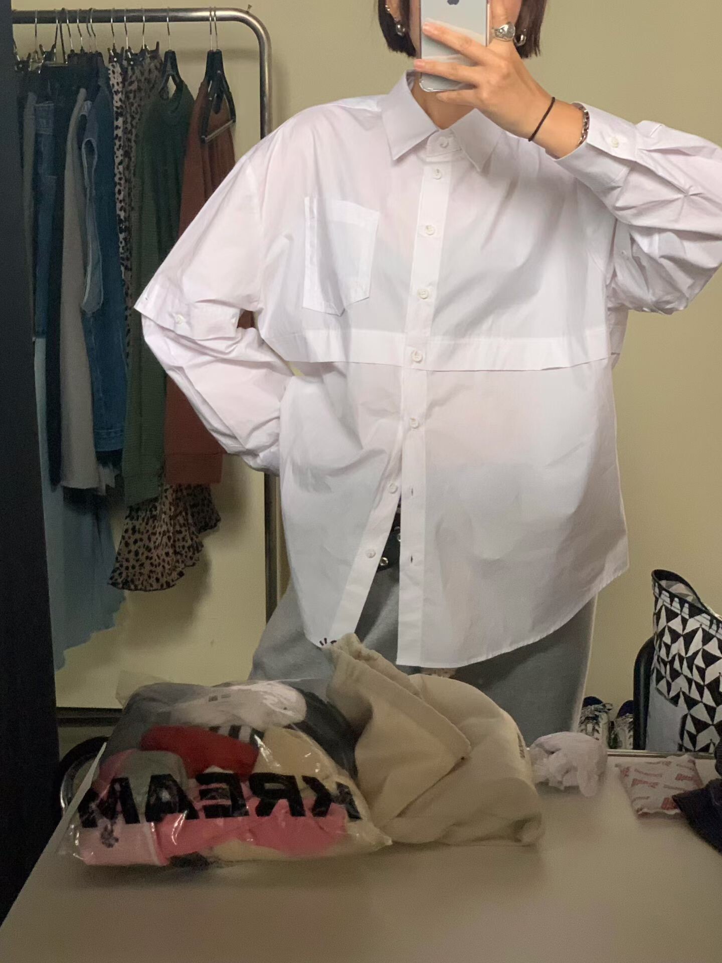 上下拼接造型襯衫