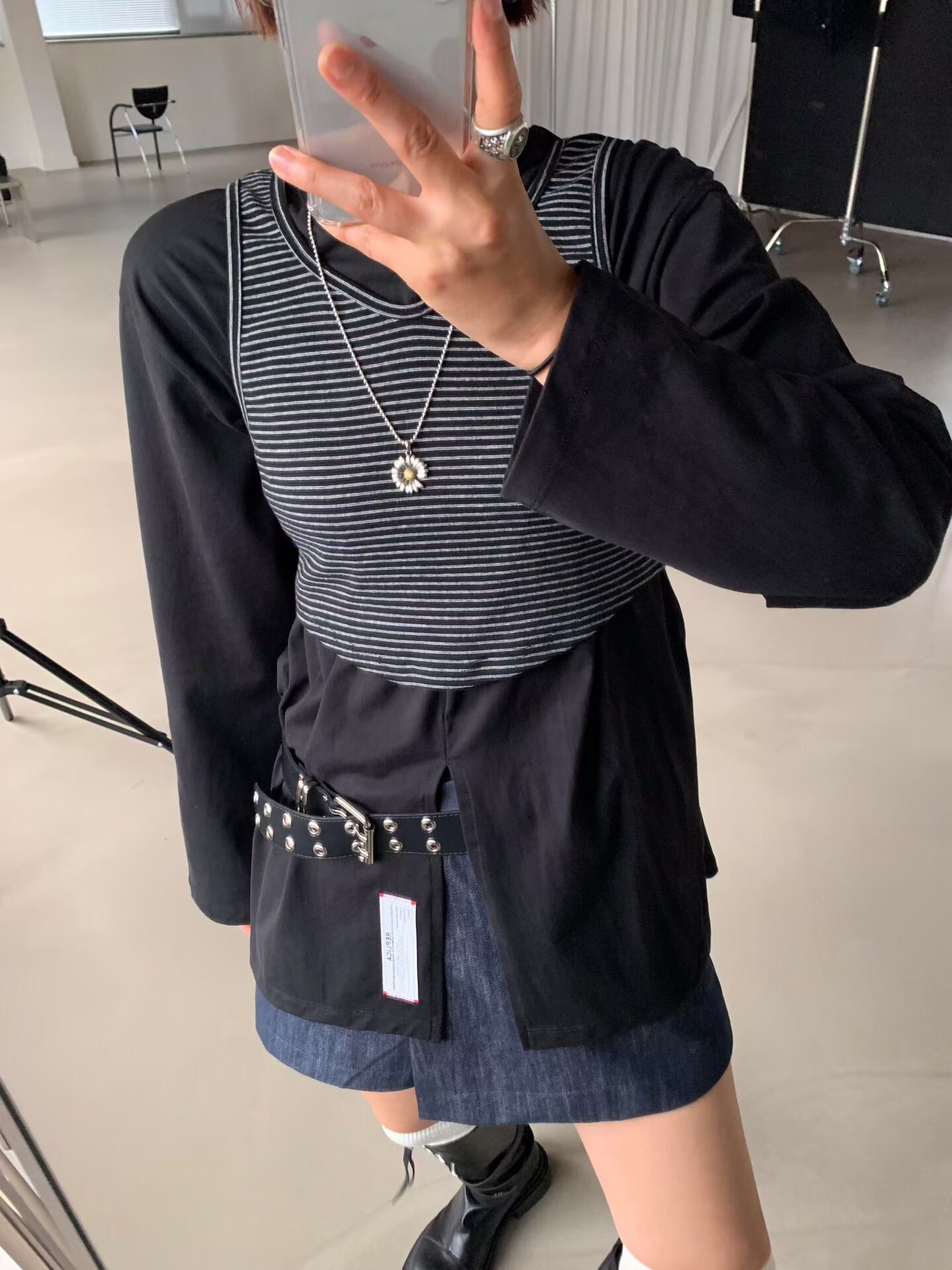 造型橫條短版背心