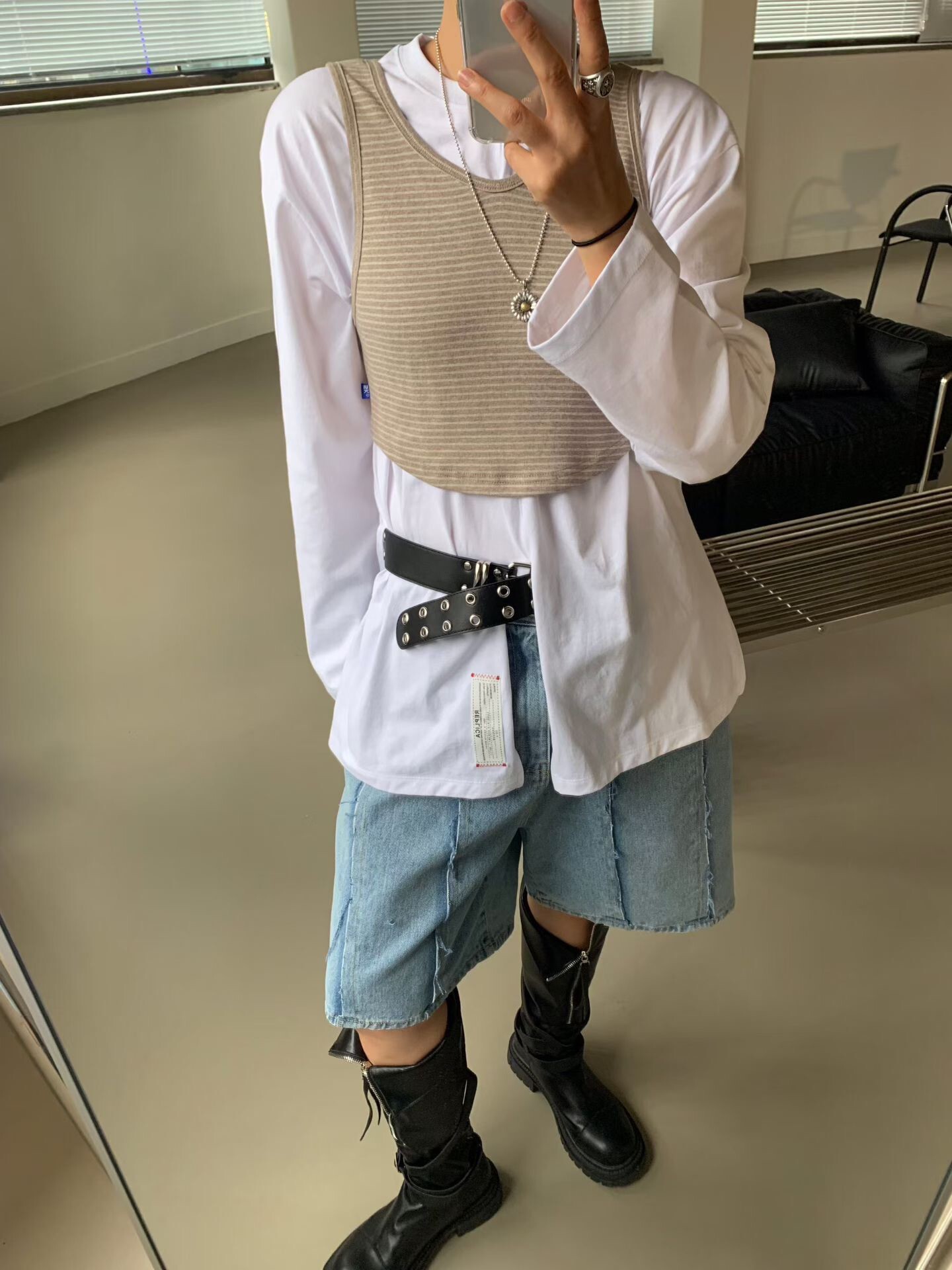 造型橫條短版背心