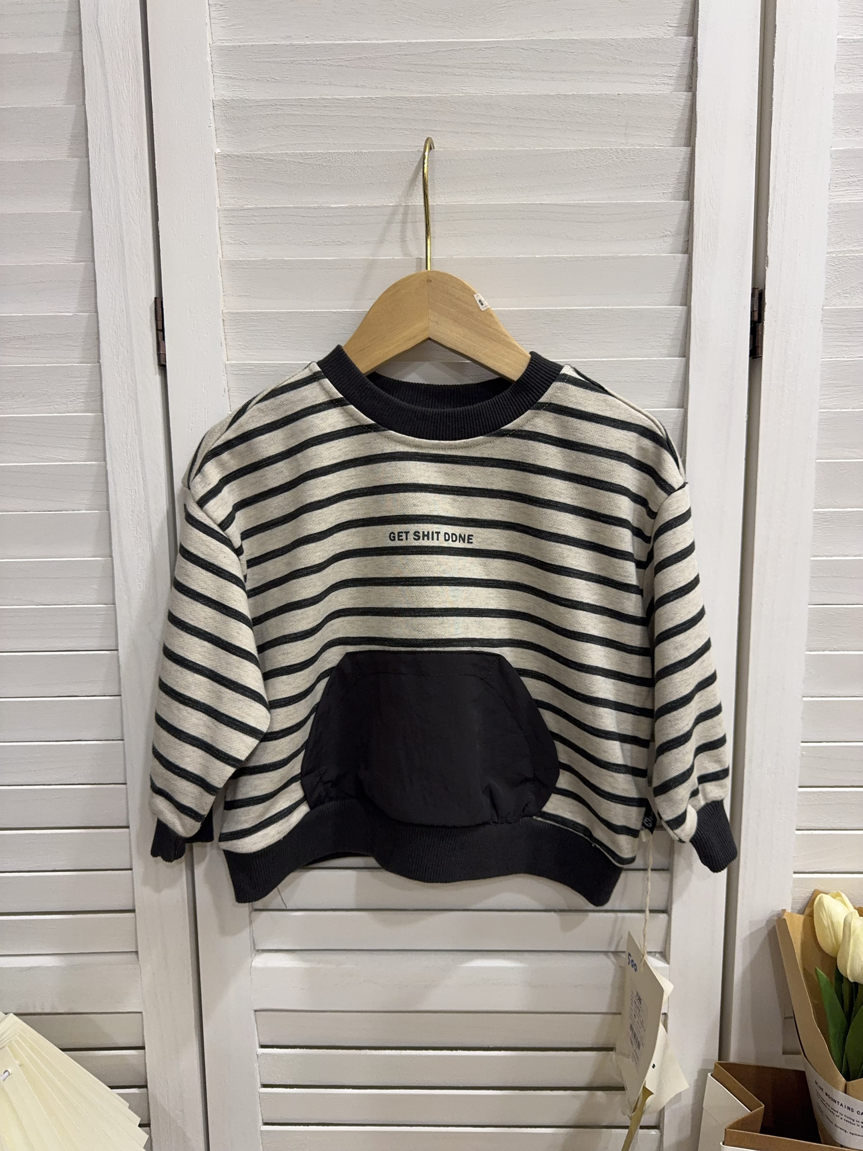 nh6558條紋袋鼠口袋上衣c135