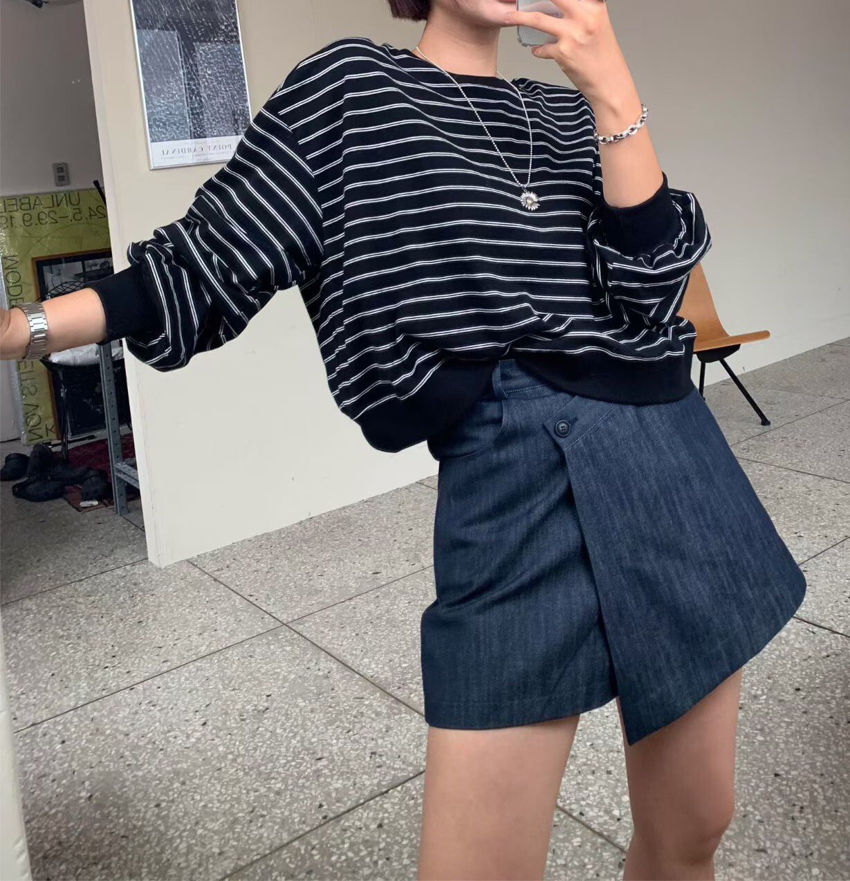 斜片造型單寧短褲