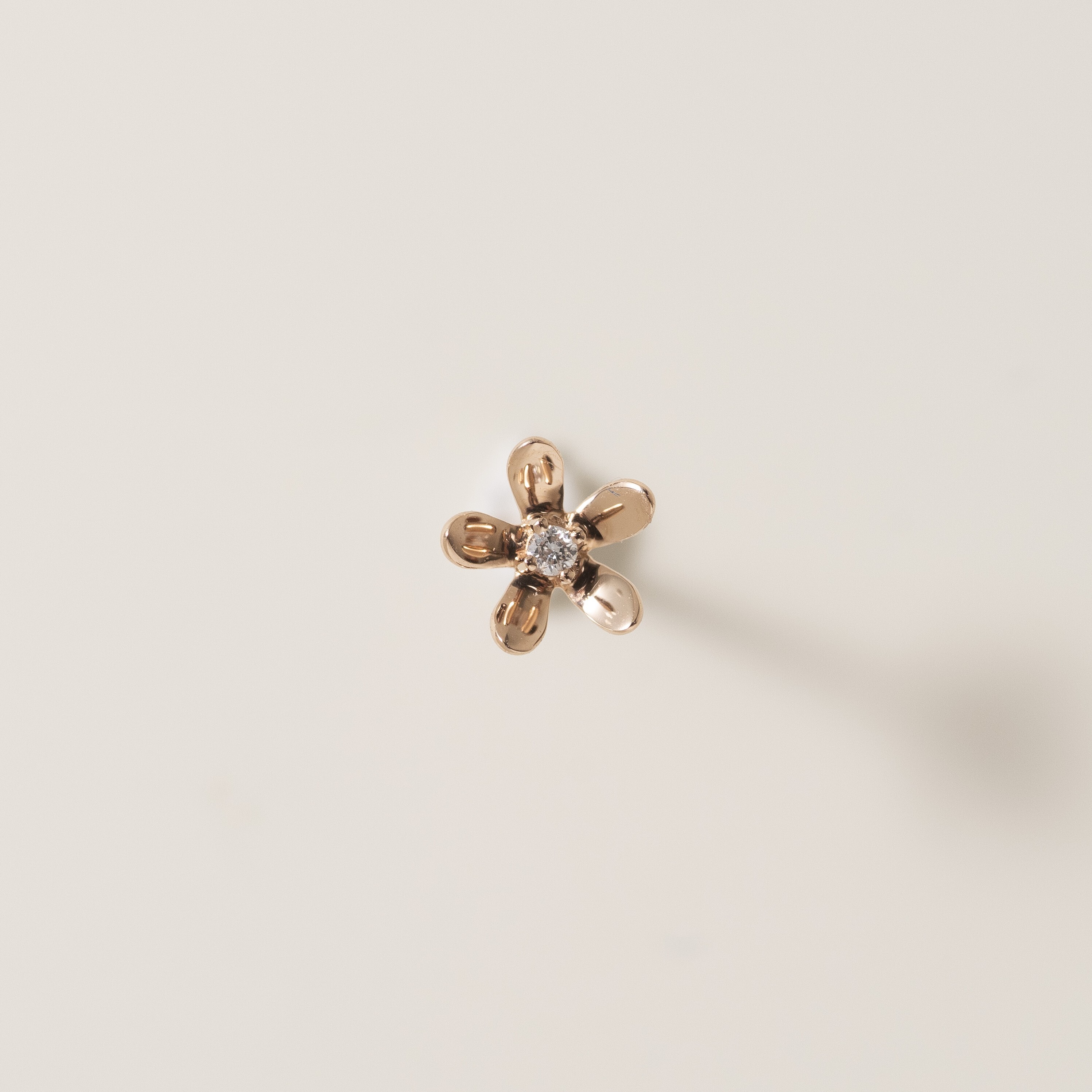 18K Mini Flower Diamond Earring