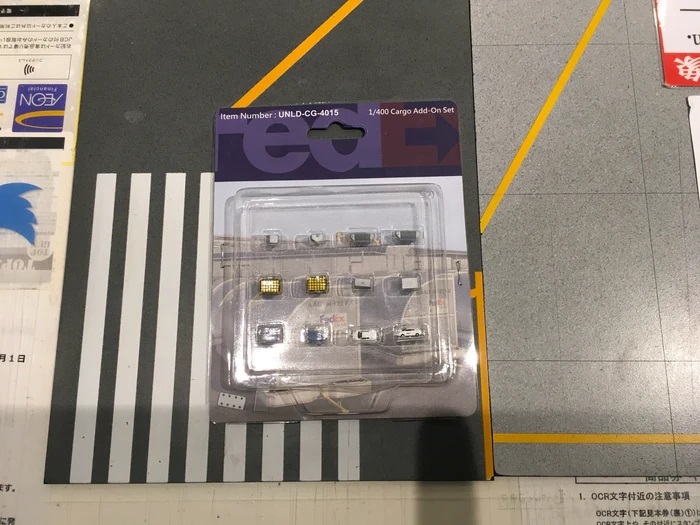 JC wings 1/400 貨櫃套裝 Fedex