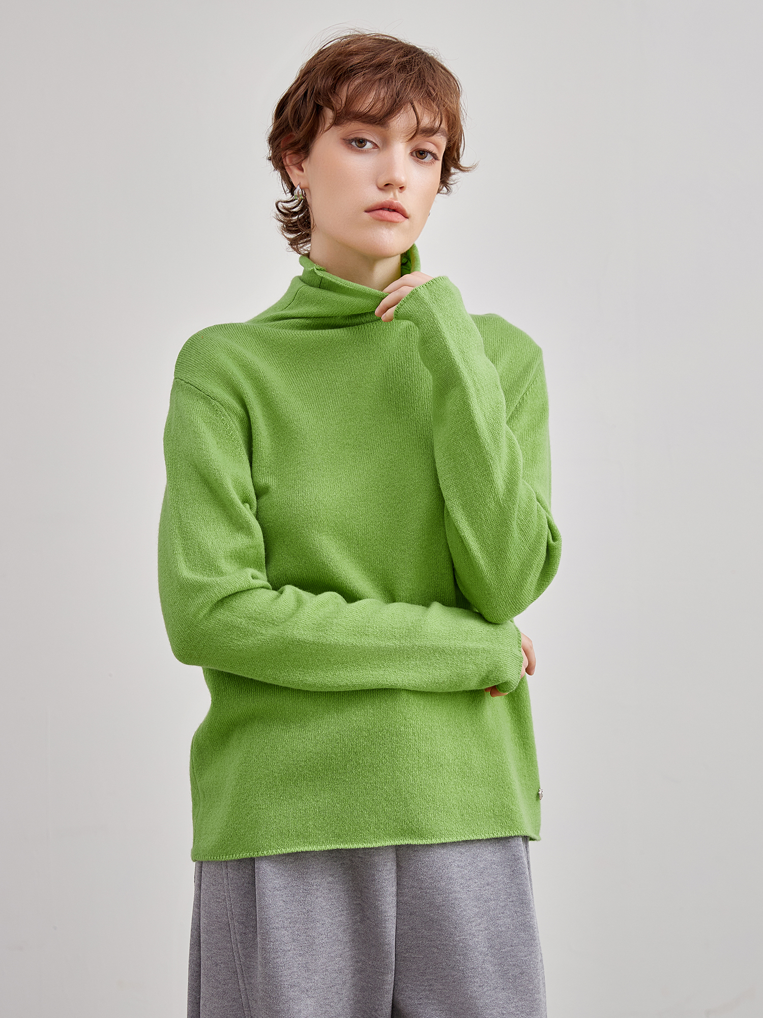 mi-tu 羊毛高領針織衫