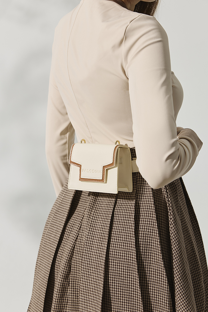 馬術者包-豆奶白